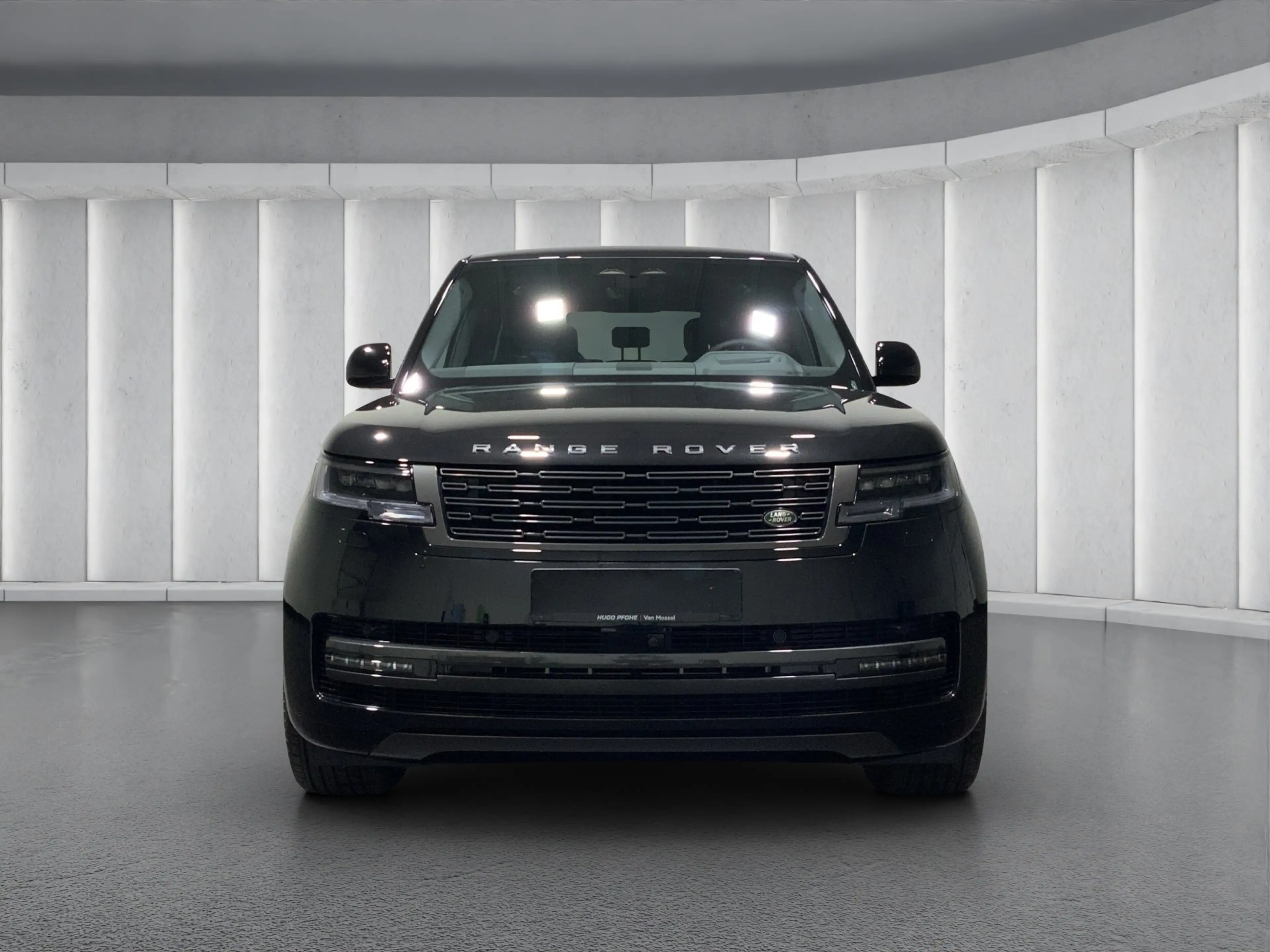 Land Rover Range Rover HSE 4.4 P530 Lang Geländewagen. 390 kW. 5-türig — photo 4