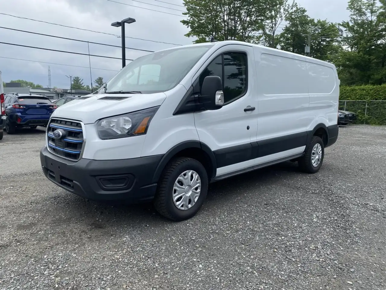 Ford E-Transit photo Ford E-Transit