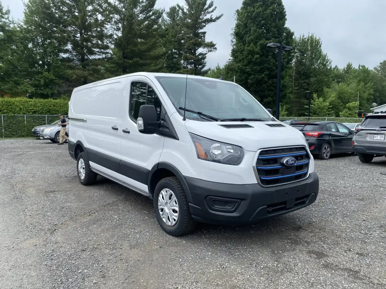 Ford E-Transit photo Ford E-Transit