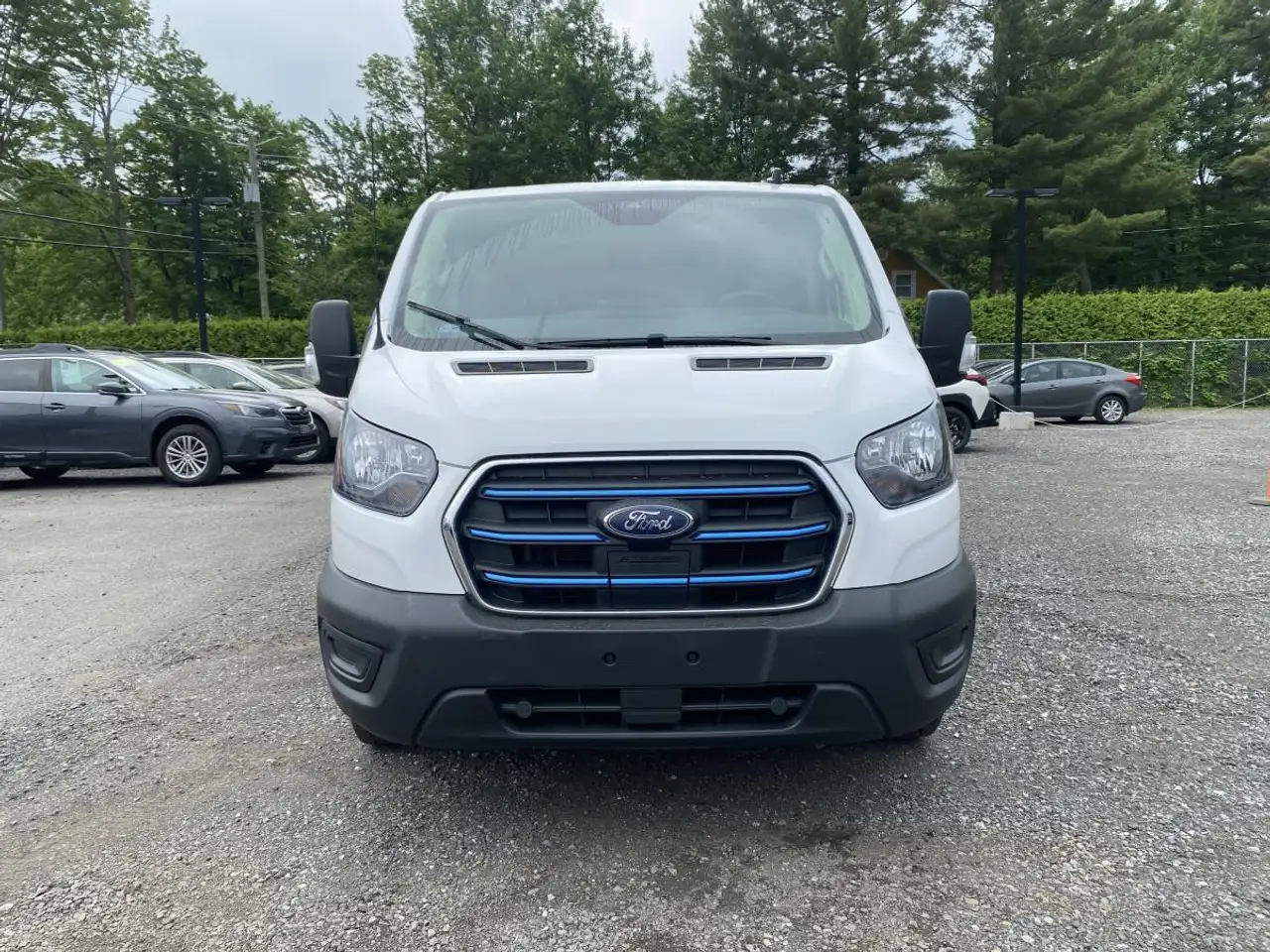Ford E-Transit photo Ford E-Transit