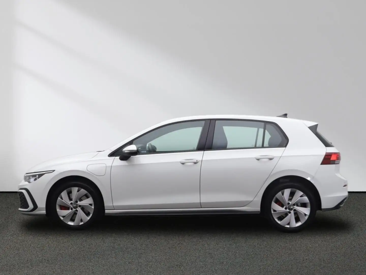 Volkswagen Golf VIII GTE 1.4 eHybrid DSG CarPlay LED AHK Weiß - 2