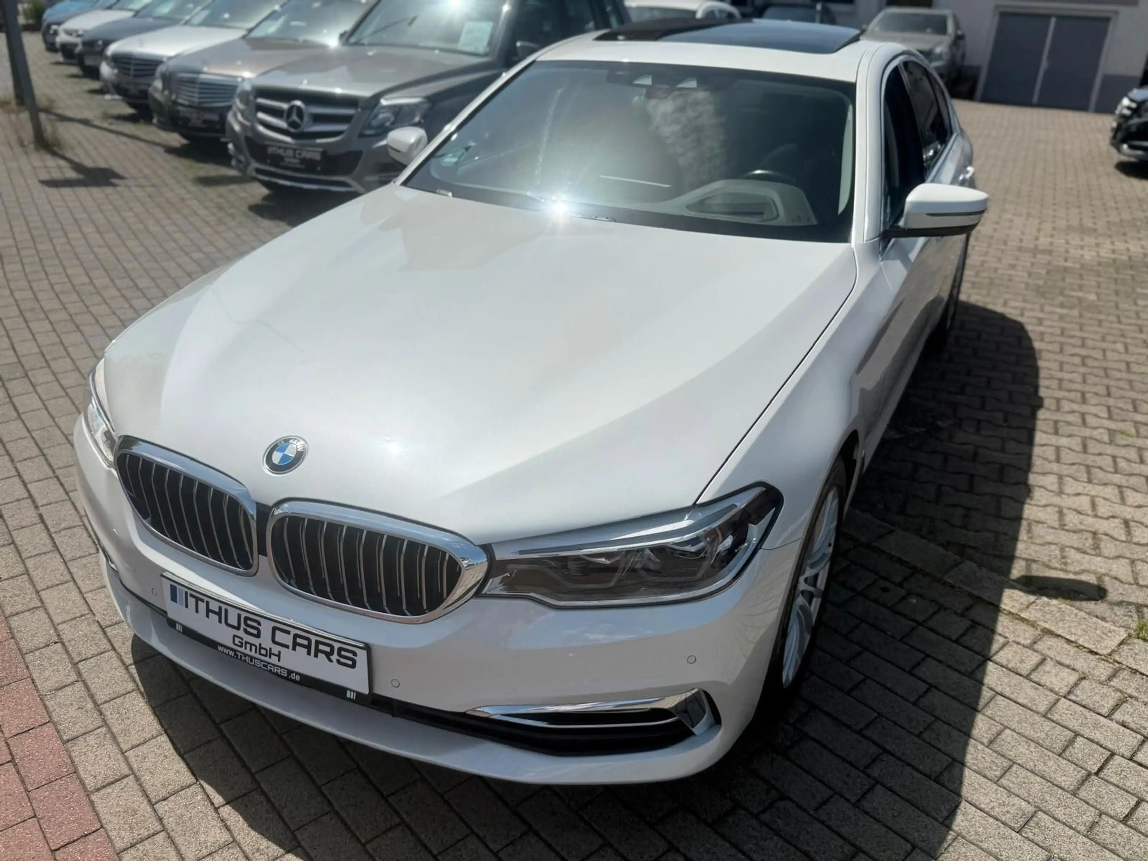 BMW 525 5 Limousine 525 d Luxury Line — photo 13