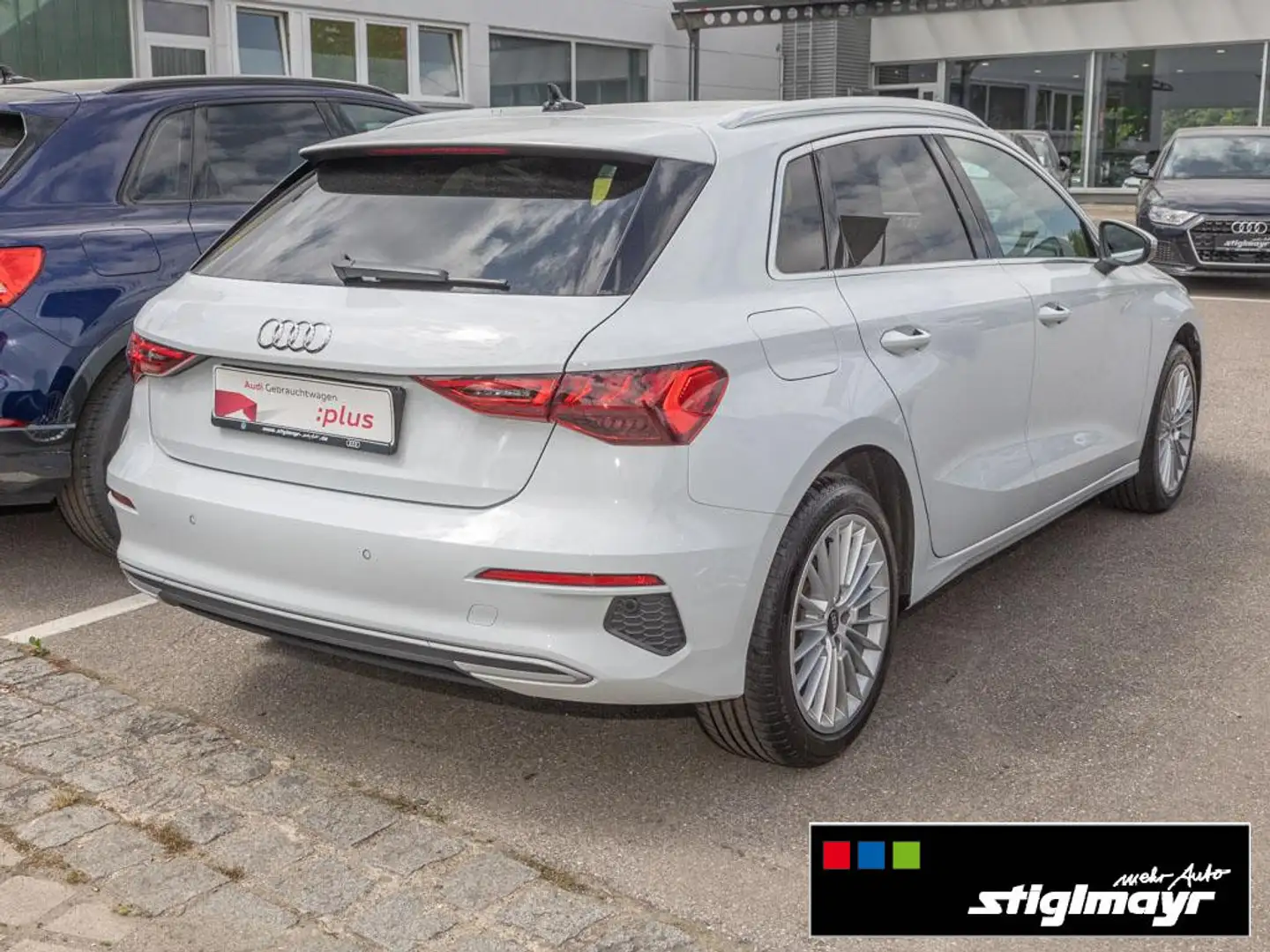 Audi A3 S-line 40 TFSIe S-tronic LED+NAVI Blanc - 2