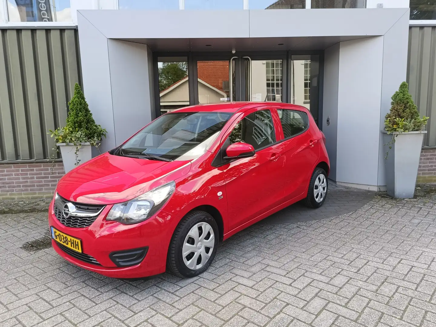 Opel Karl 1.0 ecoFLEX 120 Jaar Edition | Airco | Bluetooth | Rood - 1