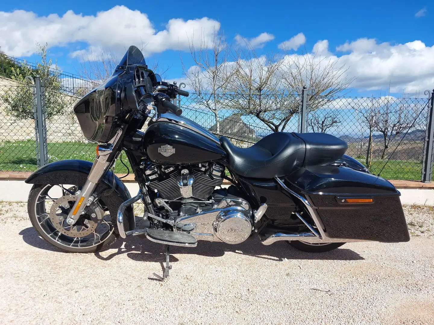 Harley-Davidson Street Glide Noir - 1