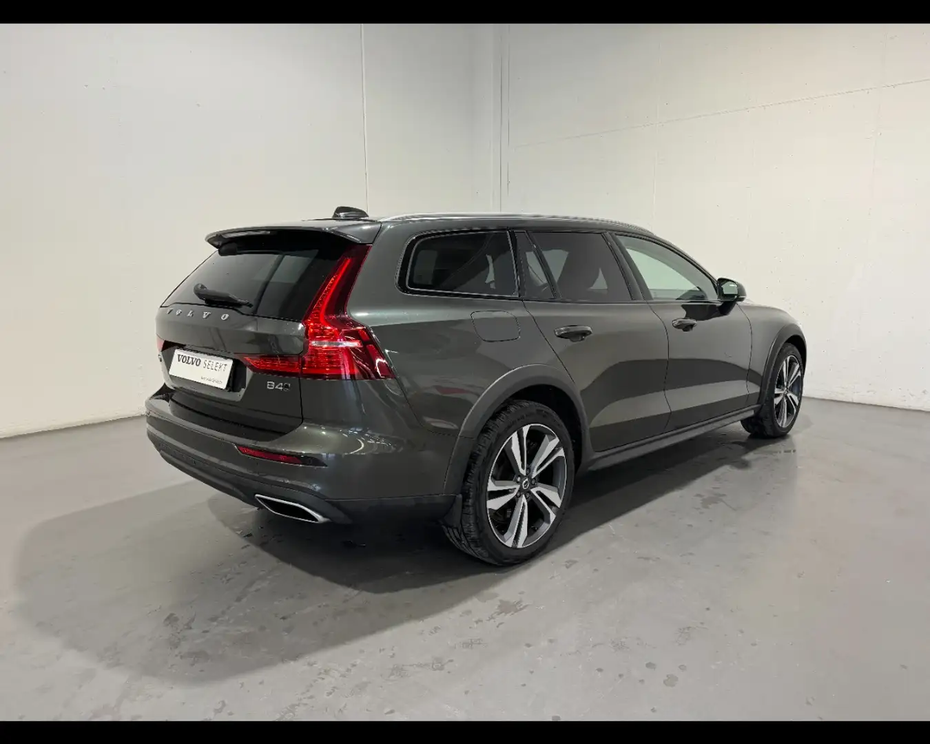 Volvo V60 Cross Country V60  CROSS COUNTRY B4 GEARTRONIC AWD BUSINESS PRO Grey - 2