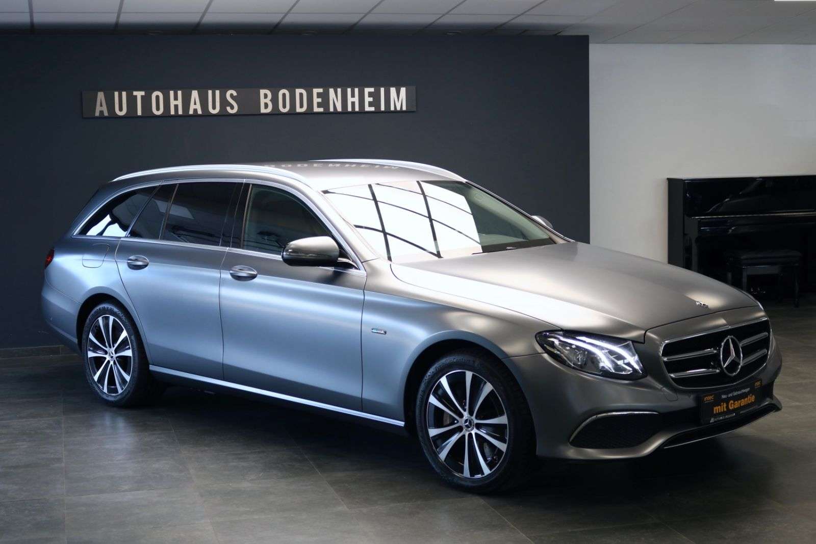 Mercedes-Benz E 300