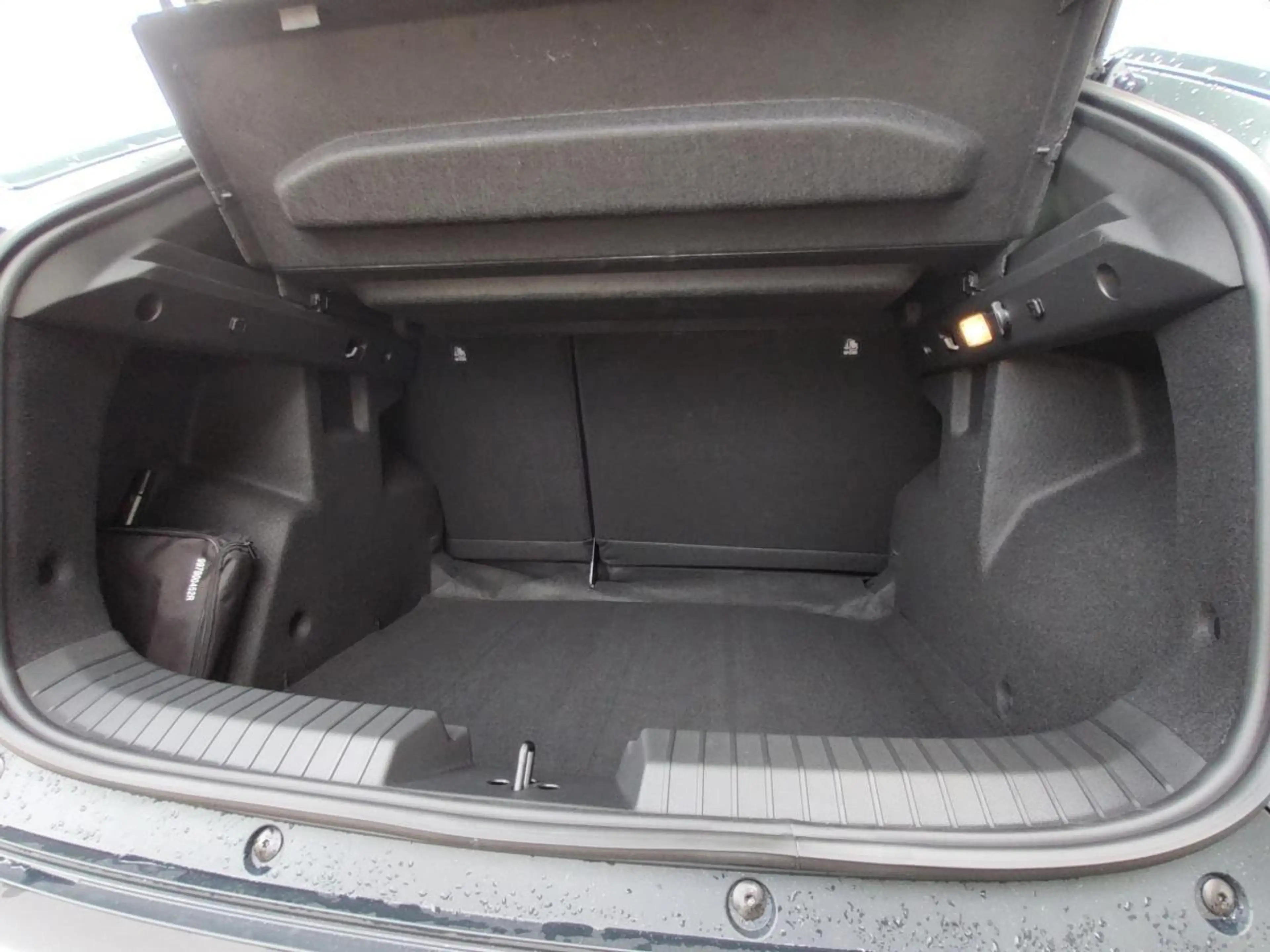 Dacia Duster Journey mild hybrid 140 — photo 12