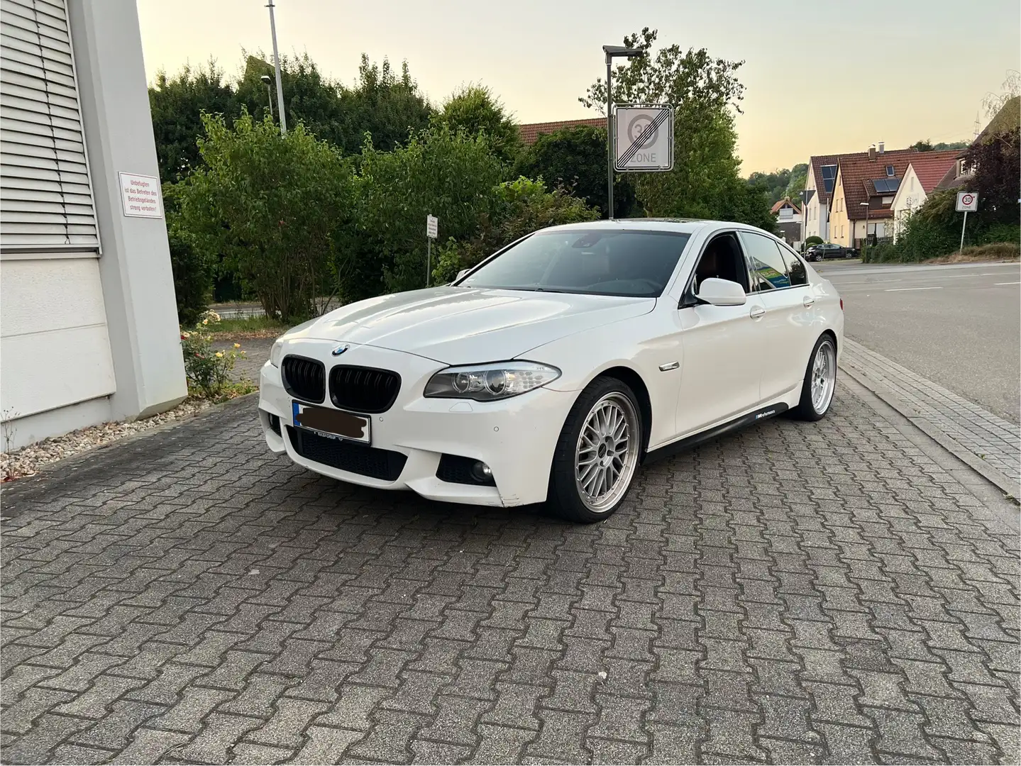 BMW 525 525 d Biały - 1