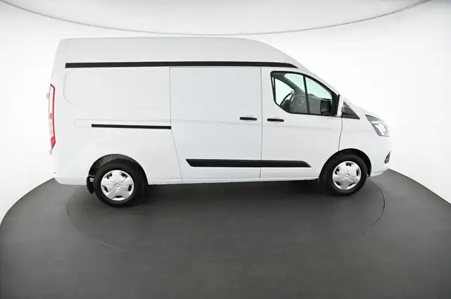 Ford Transit Custom view 6