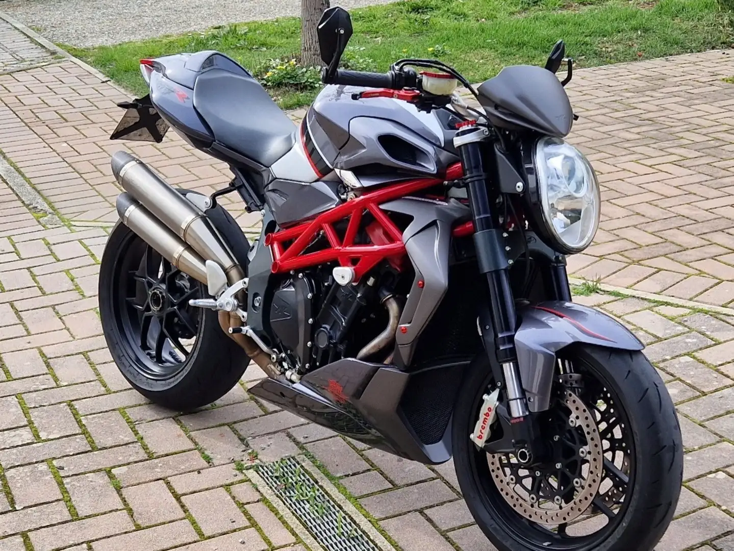 MV Agusta Brutale 1090 1090 RR Grigio - 1