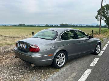 3.0 V6 Executive