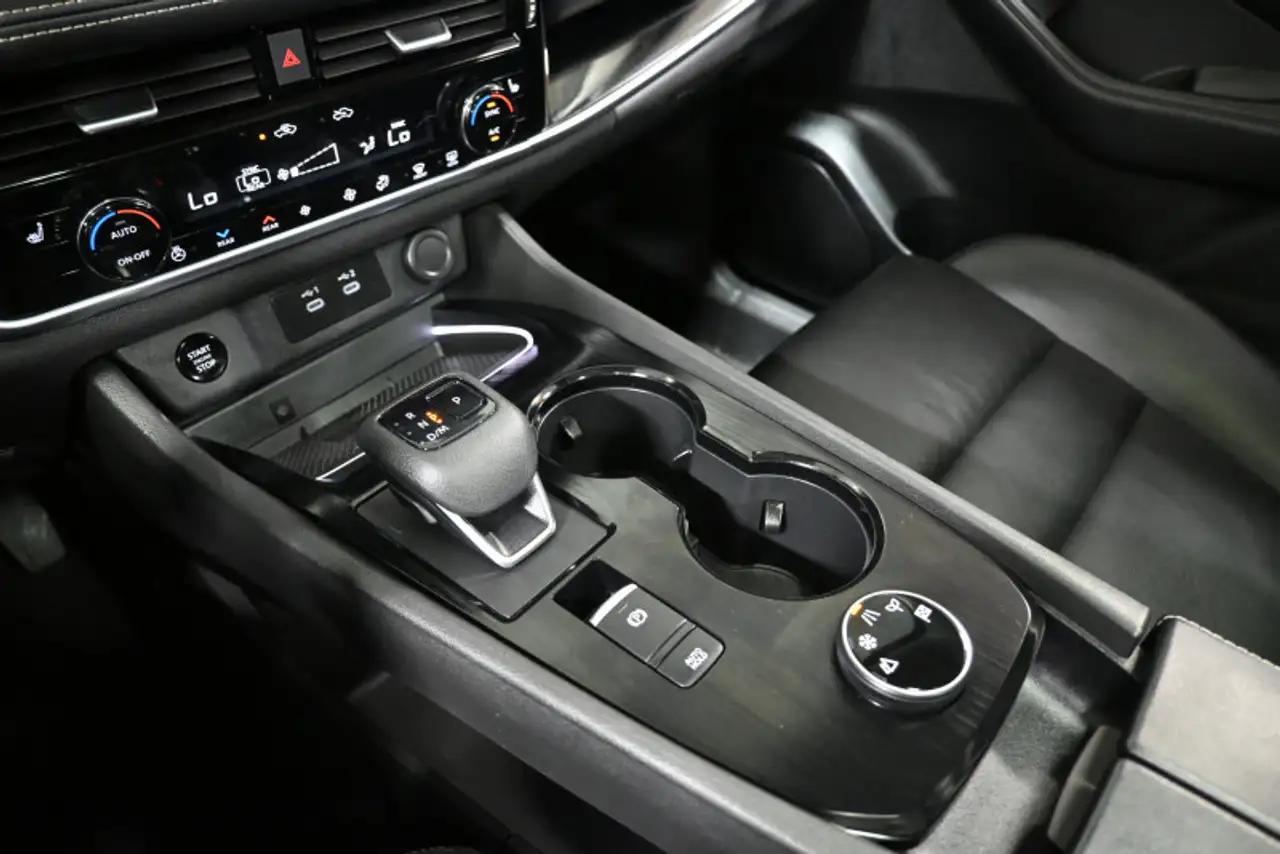 Nissan Rogue photo Nissan Rogue