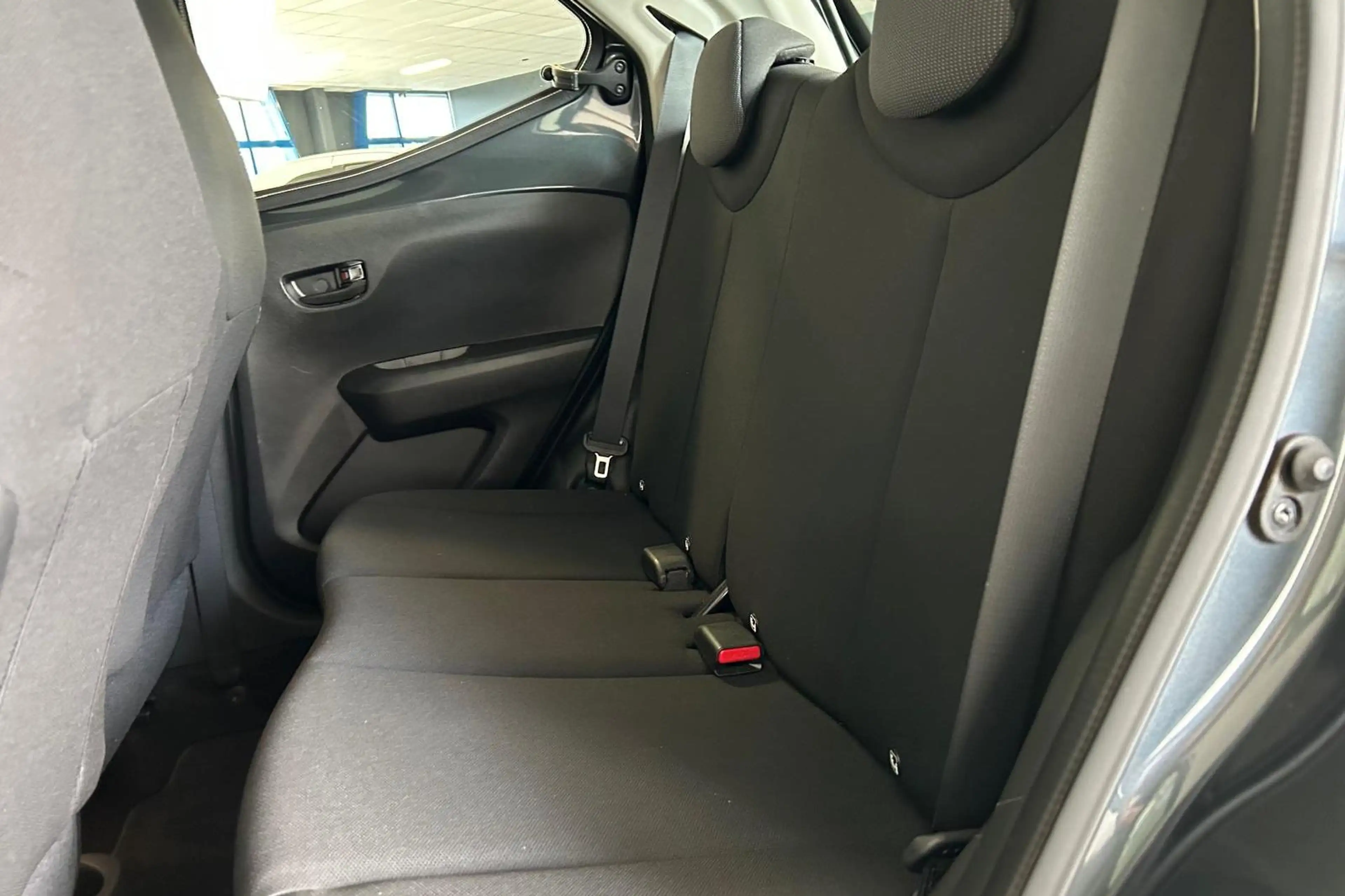 Toyota Aygo 1.0 VVT-i X-Fun, Airco, Bluetooth — photo 6