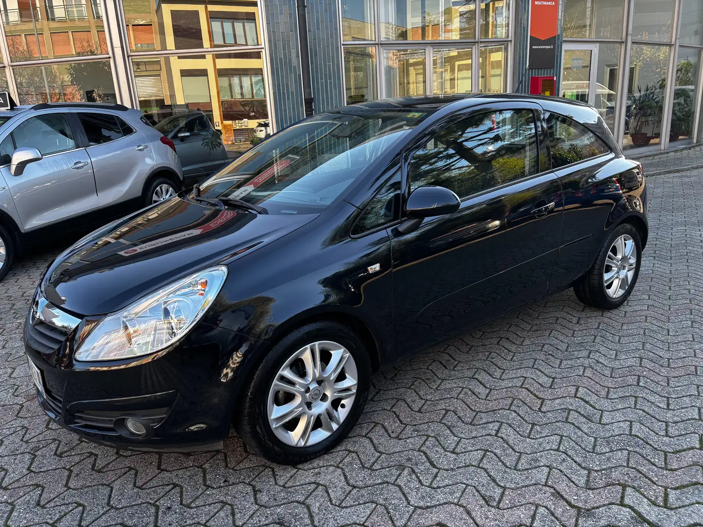 Opel Corsa 3 PORTE 1.2 80 CV ENJOY KM 61380 !! UNICO PROPR. Zwart - 1