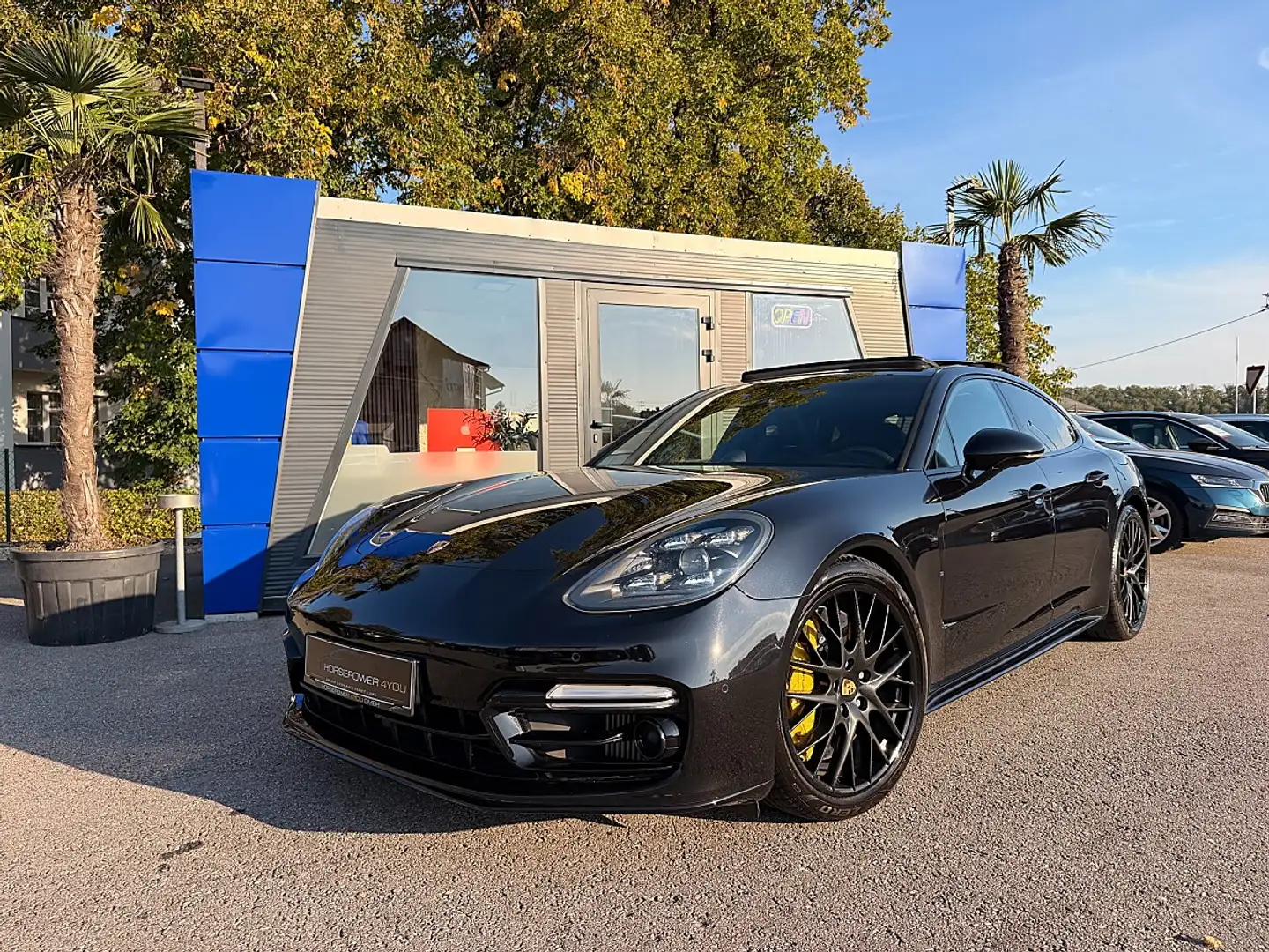 Porsche Panamera Turbo S E-Hybrid PHEV Aut.**680 PS**/KERAMIK/BO... Schwarz - 2