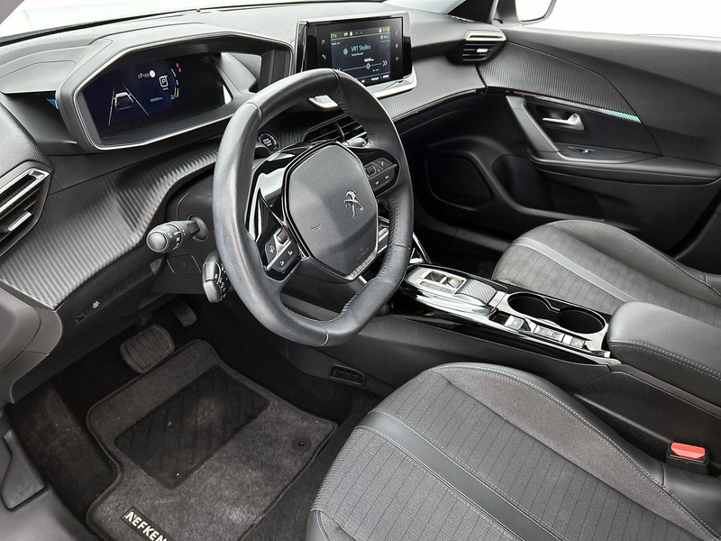 Peugeot e-2008 EV 136pk Allure Pack 50 kWh Automaat | 1ste Eigena — photo 11