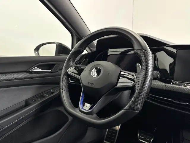 Volkswagen Golf view 12