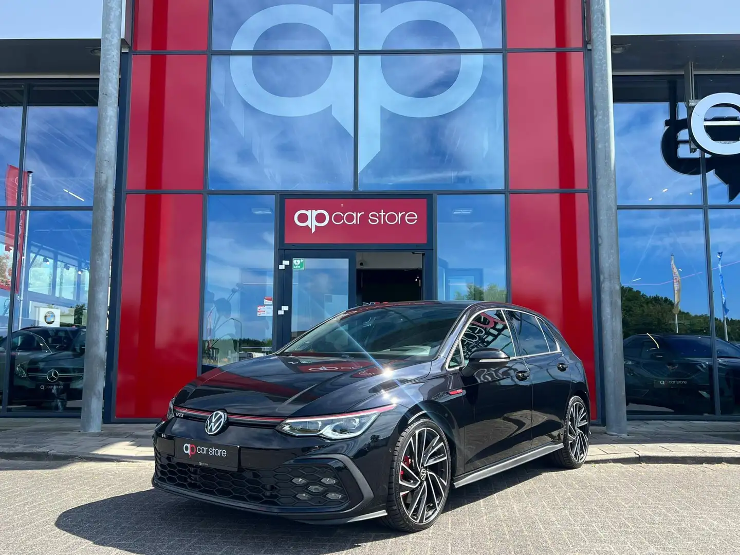 Volkswagen Golf GTI 2.0 TSI Zwart - 1