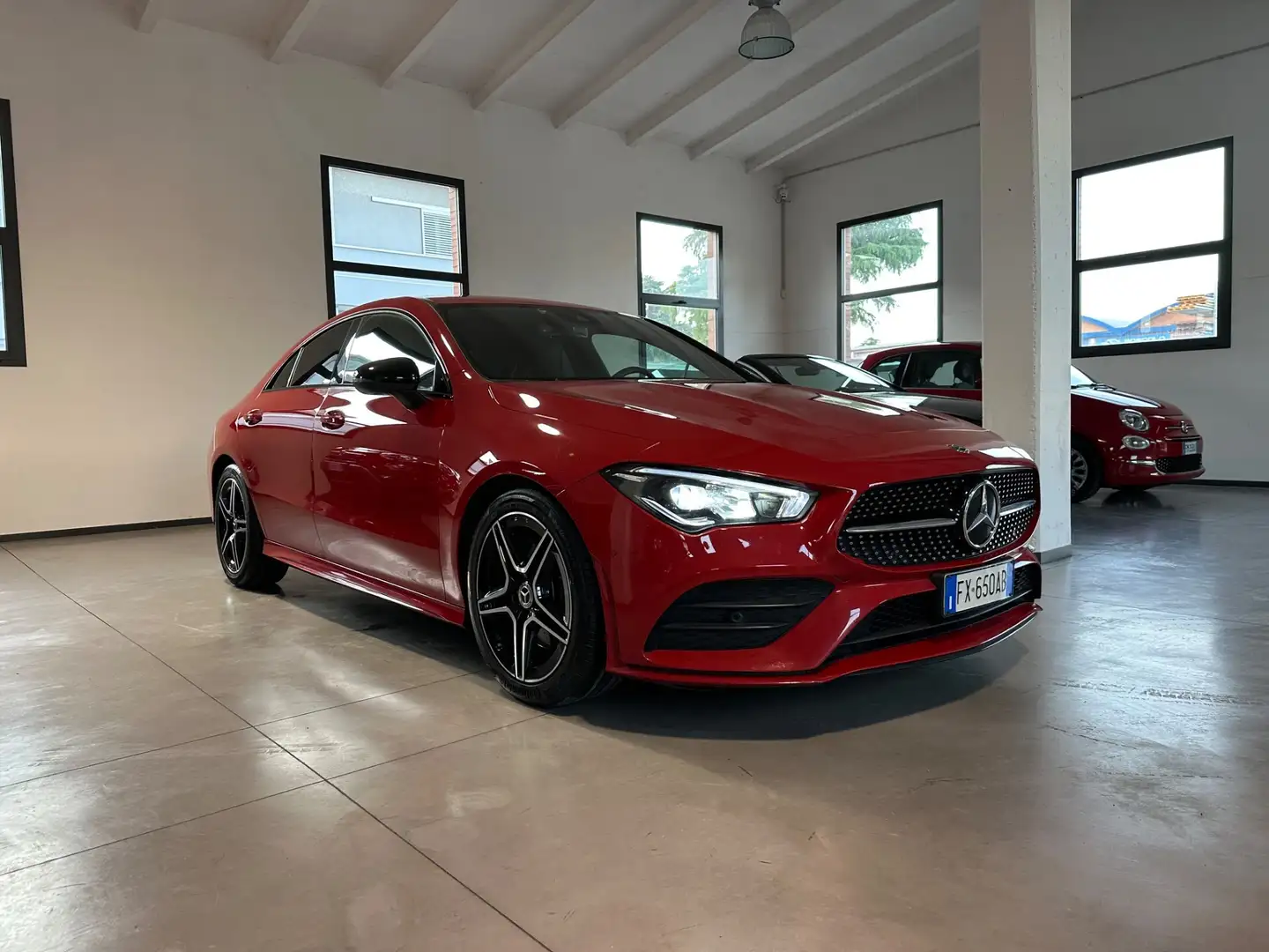 Mercedes-Benz CLA 200 CLA 200 d Automatic Premium Rojo - 2