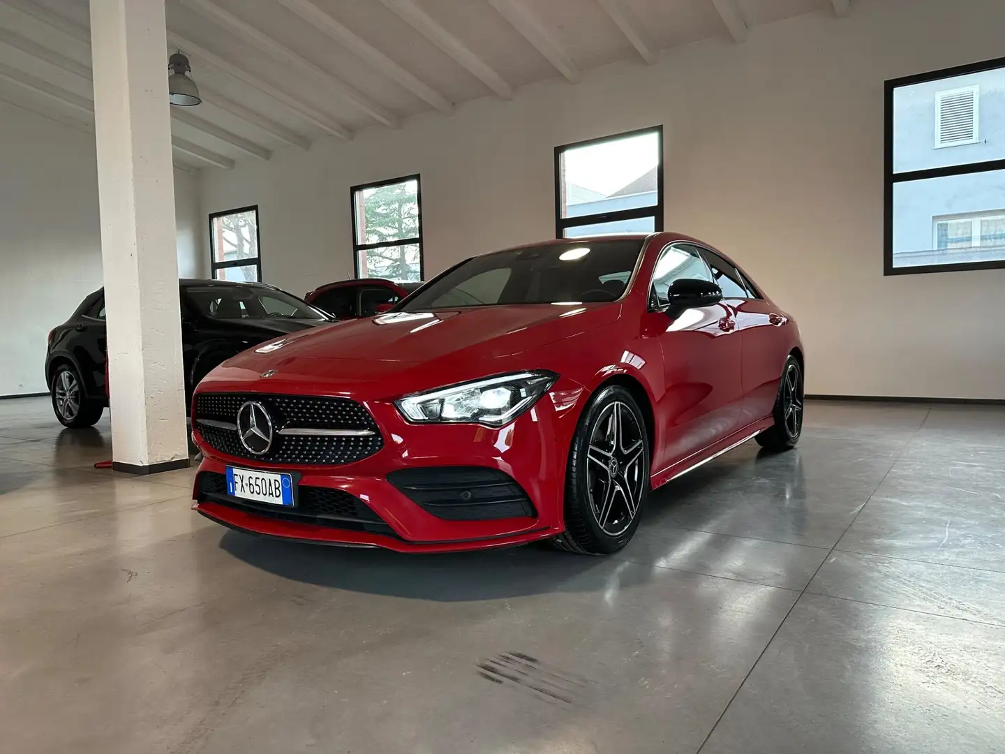 Mercedes-Benz CLA 200 CLA 200 d Automatic Premium Rojo - 1