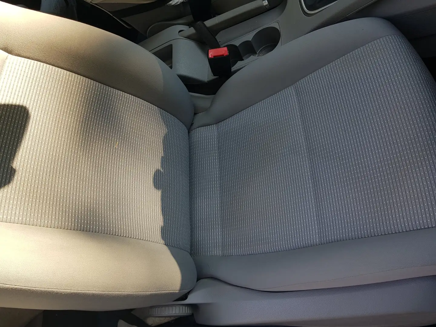 Volkswagen Jetta Jetta Trendline 1,6 Trendline Biały - 2