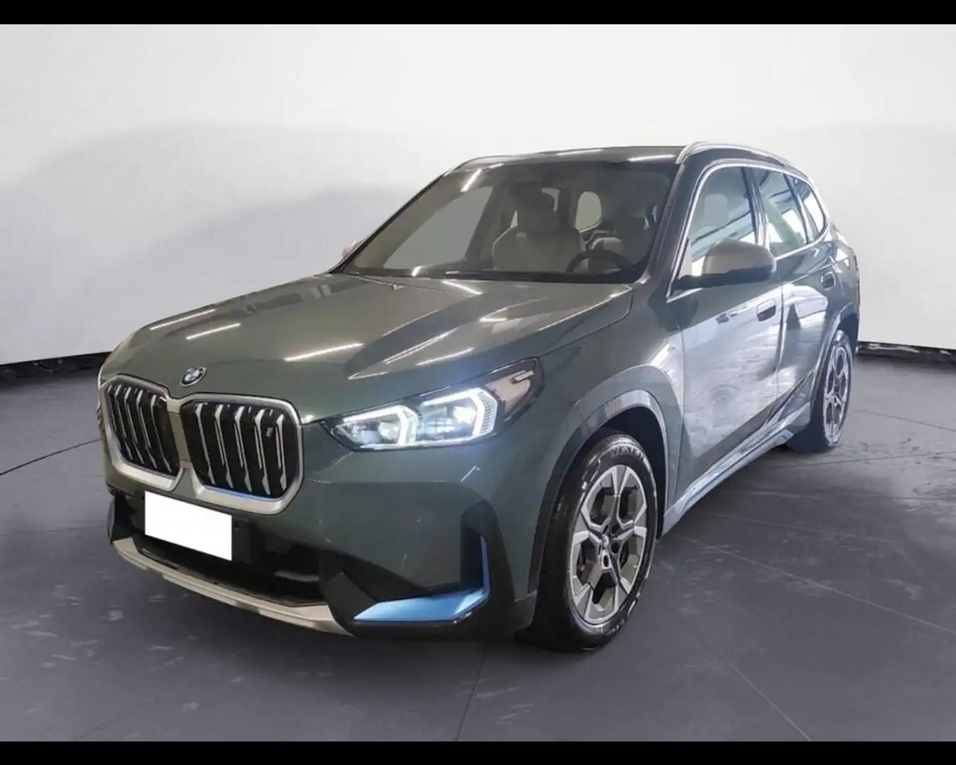 BMW iX1 30 xdrive X-Line Grün - 1