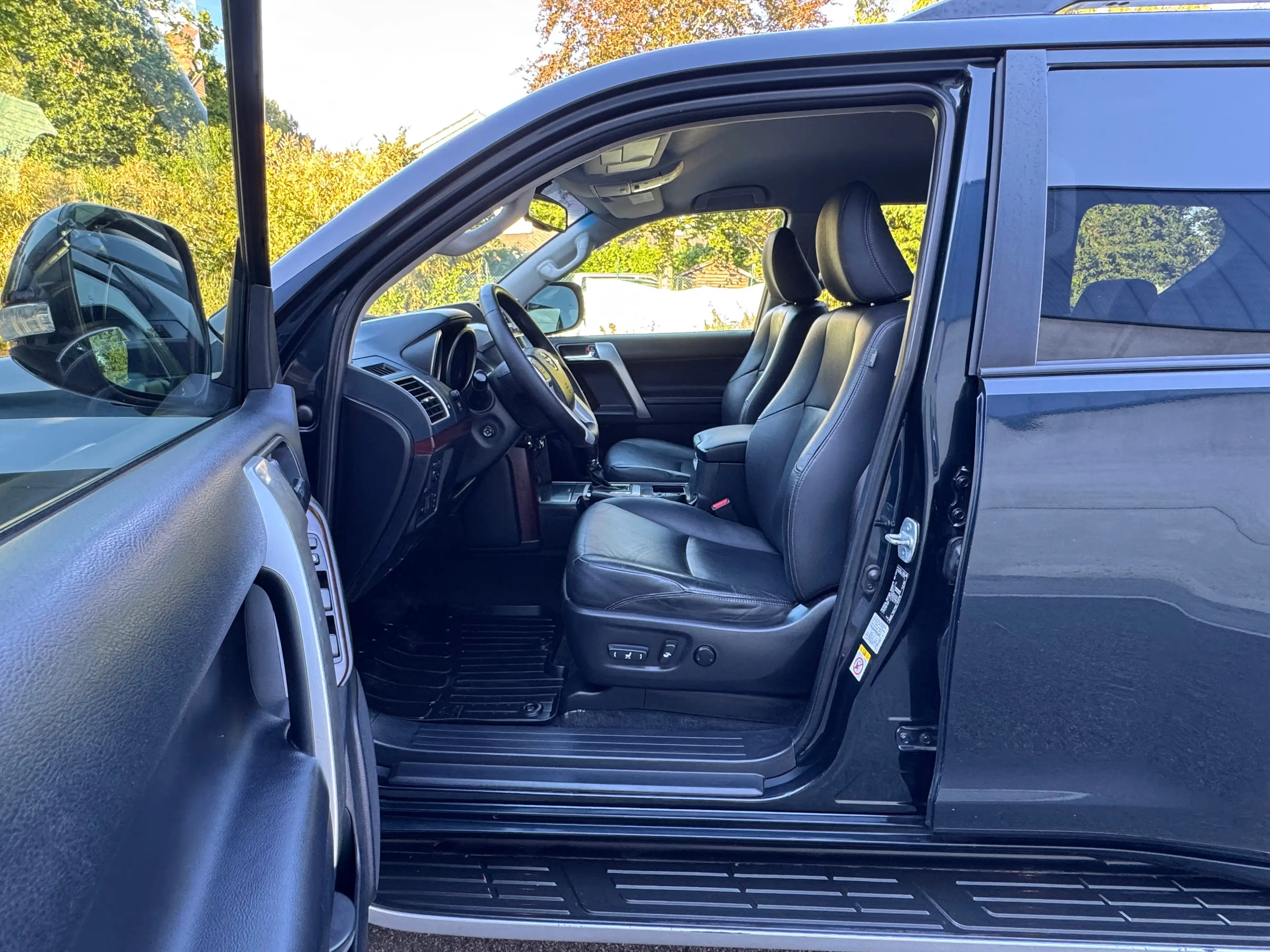 Toyota Land Cruiser 3.0 D-4D / Automaat / 5PL / Full-Option / Export Afrik Only — photo 11