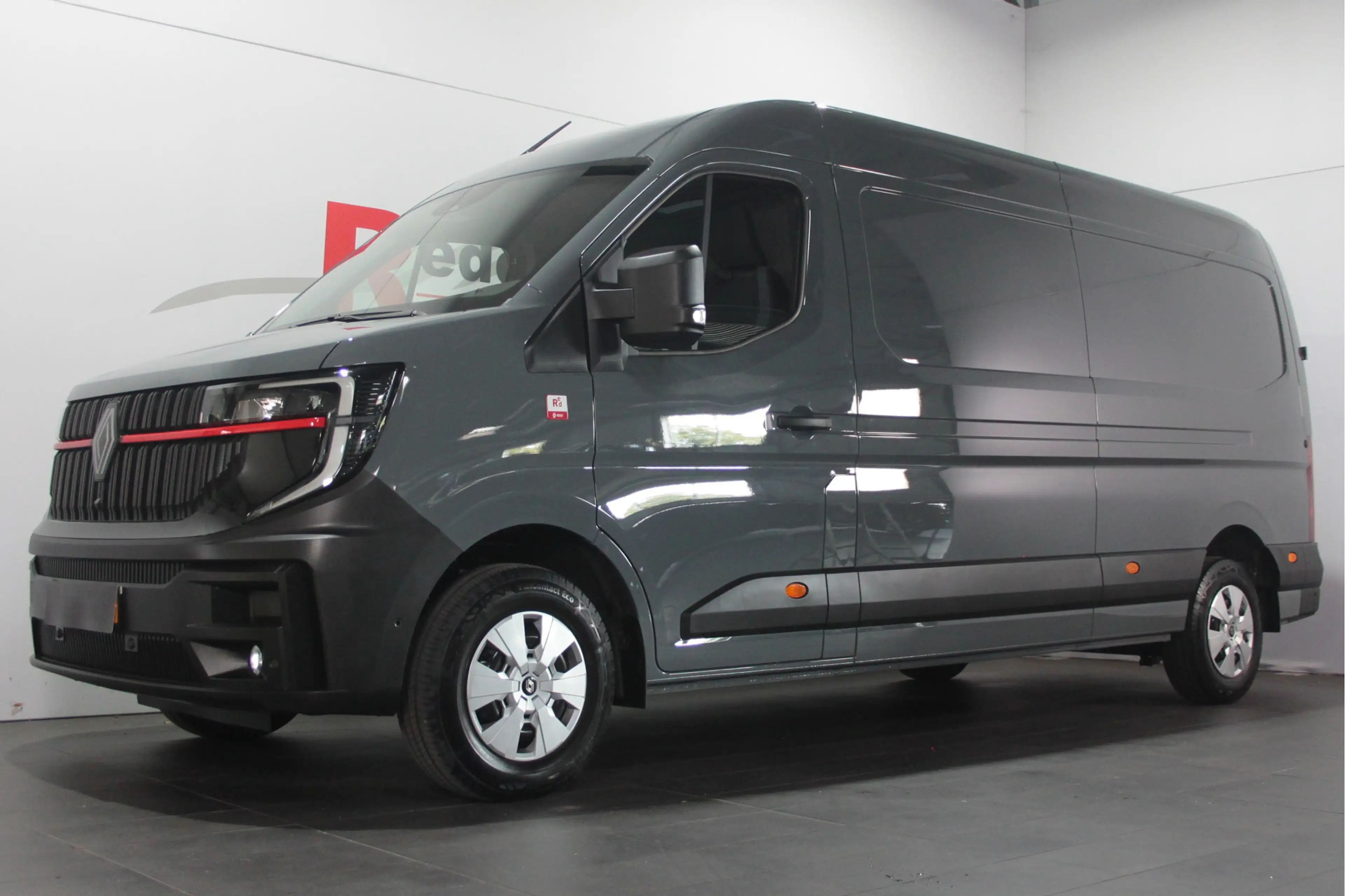Renault Master T35 2.0 dCi 170 L3H2 Red Van - Camera / Carplay / — photo 8