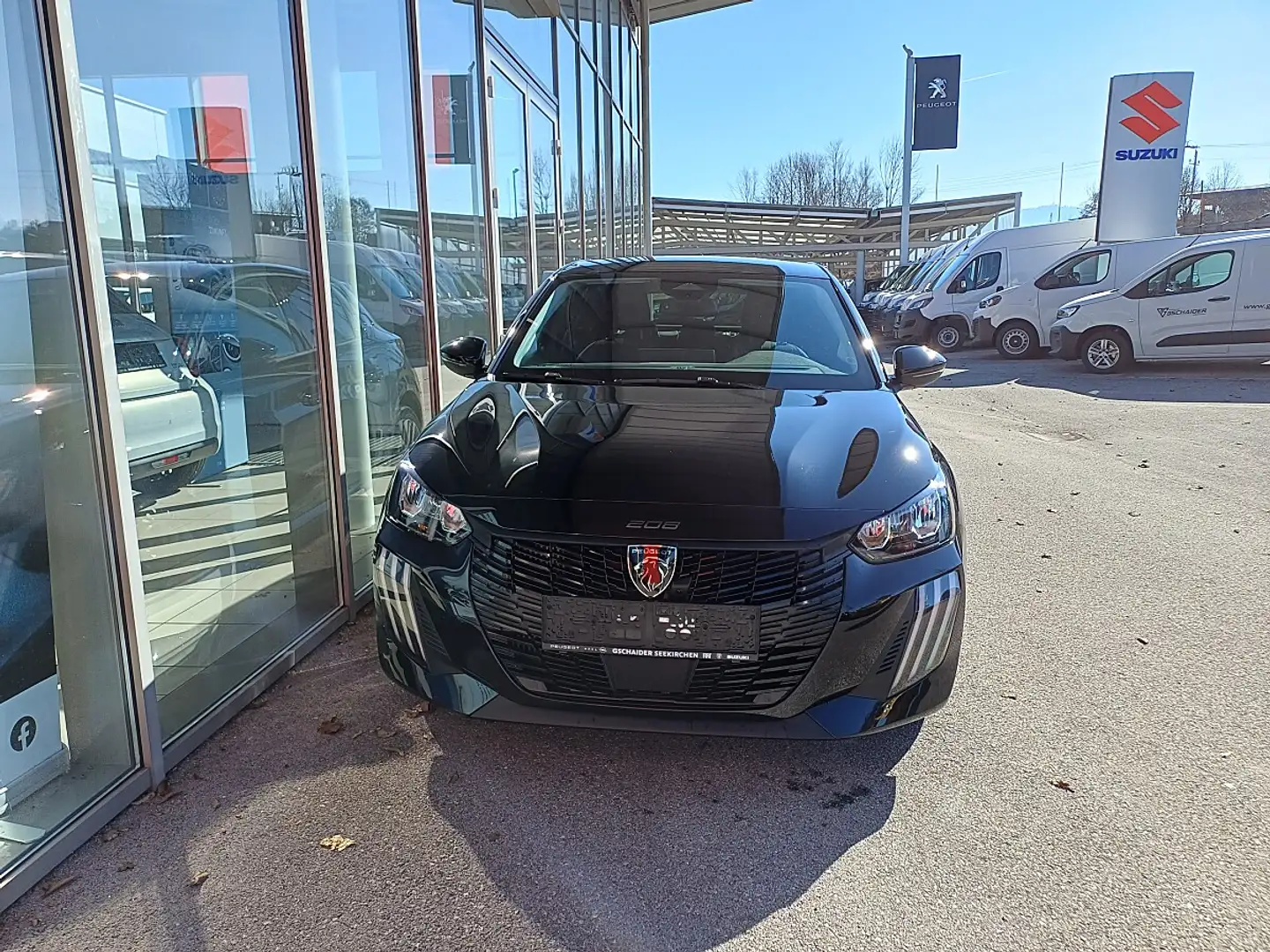 Peugeot 208 Hybrid 110 e-DCS6 Allure Schwarz - 2