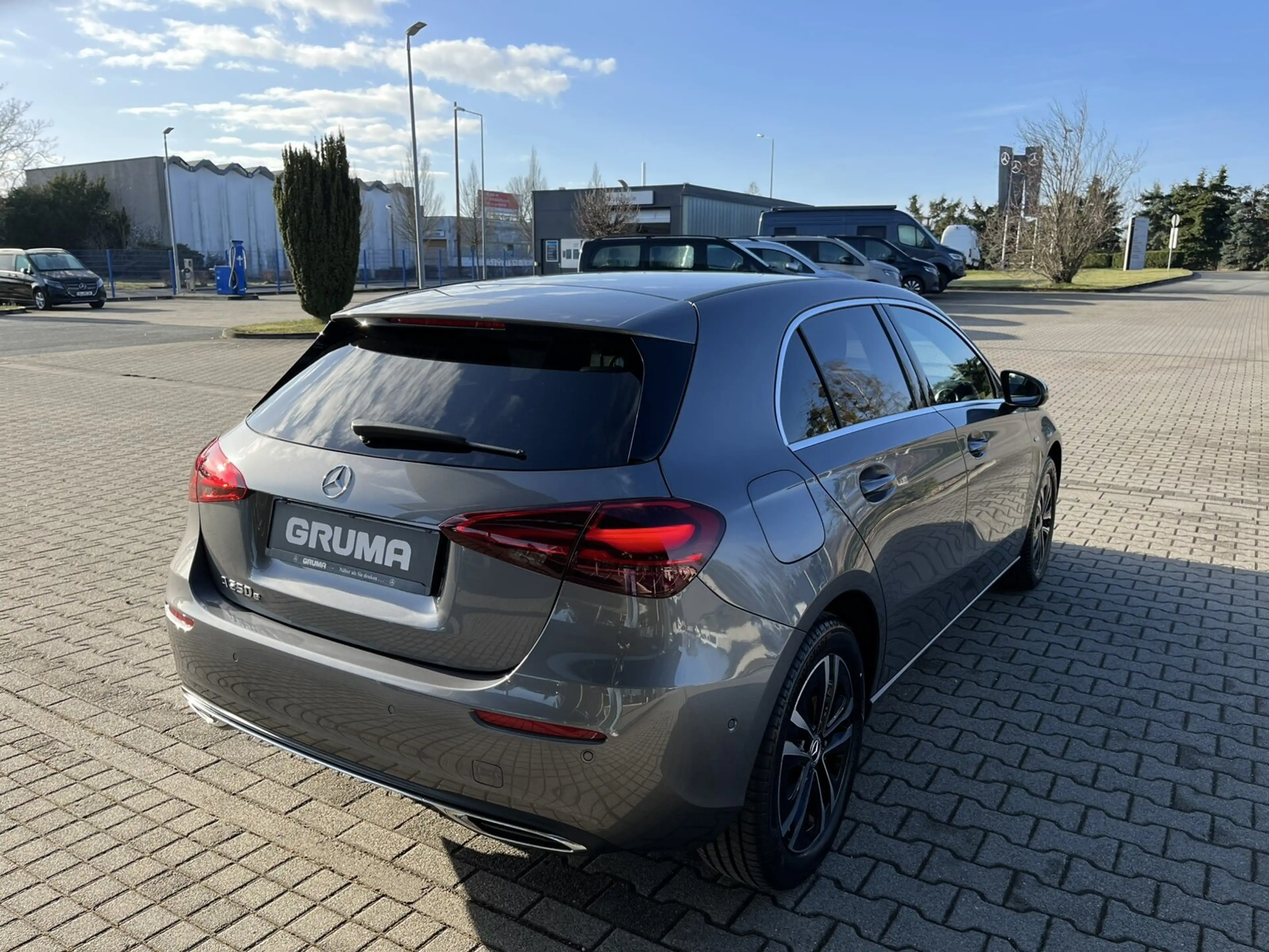 Mercedes-Benz A 250 A 250 e Progressive-Advanced+RüKa+Spurhalte+DAB+ — photo 7