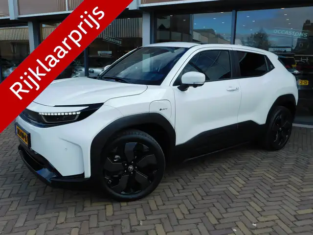 Toyota Urban Cruiser Executive 61 kWh | DEMO