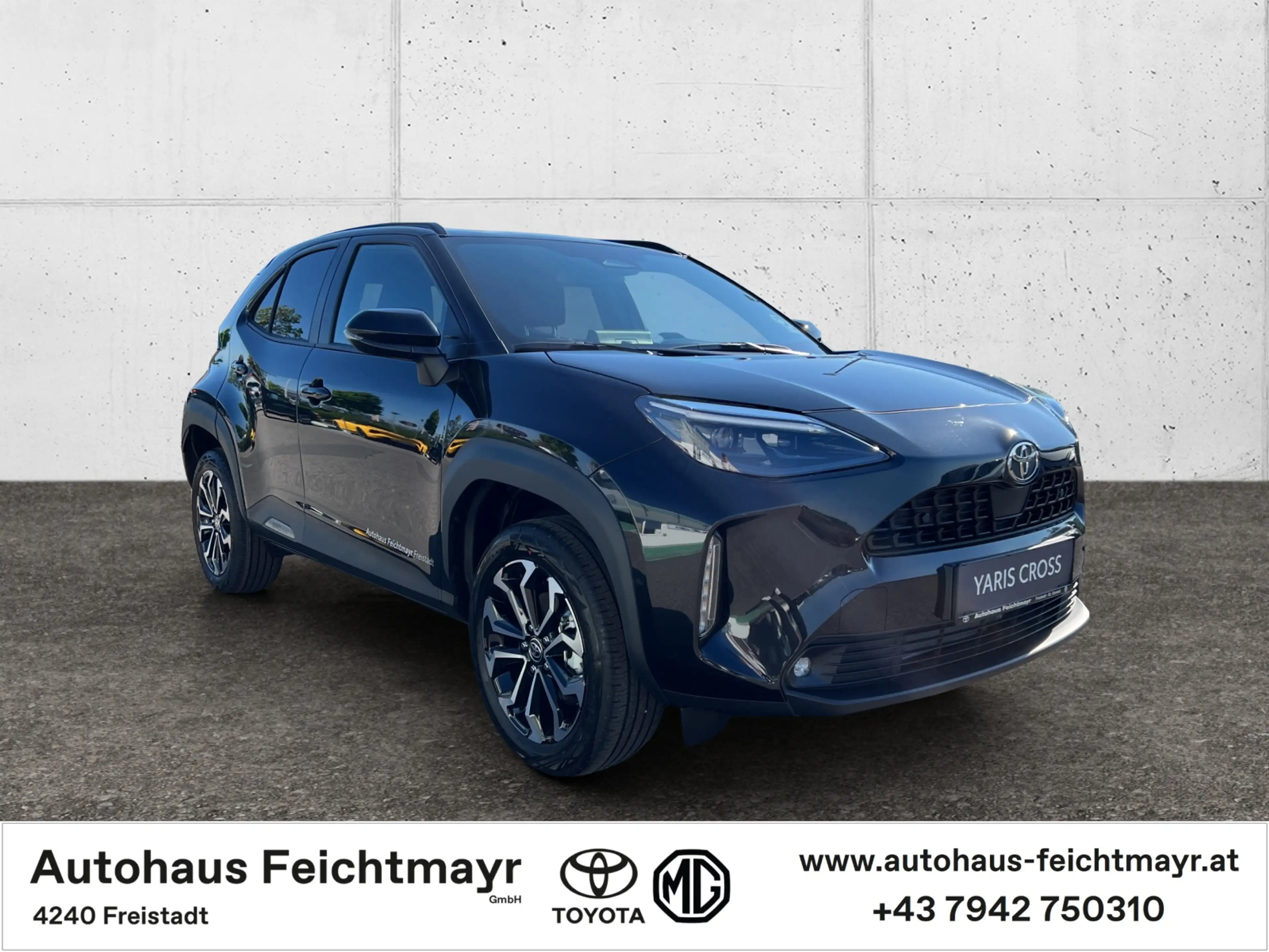 Toyota Yaris Cross HYBRID 2WD Active Drive Safety Paket 5t. — photo 3