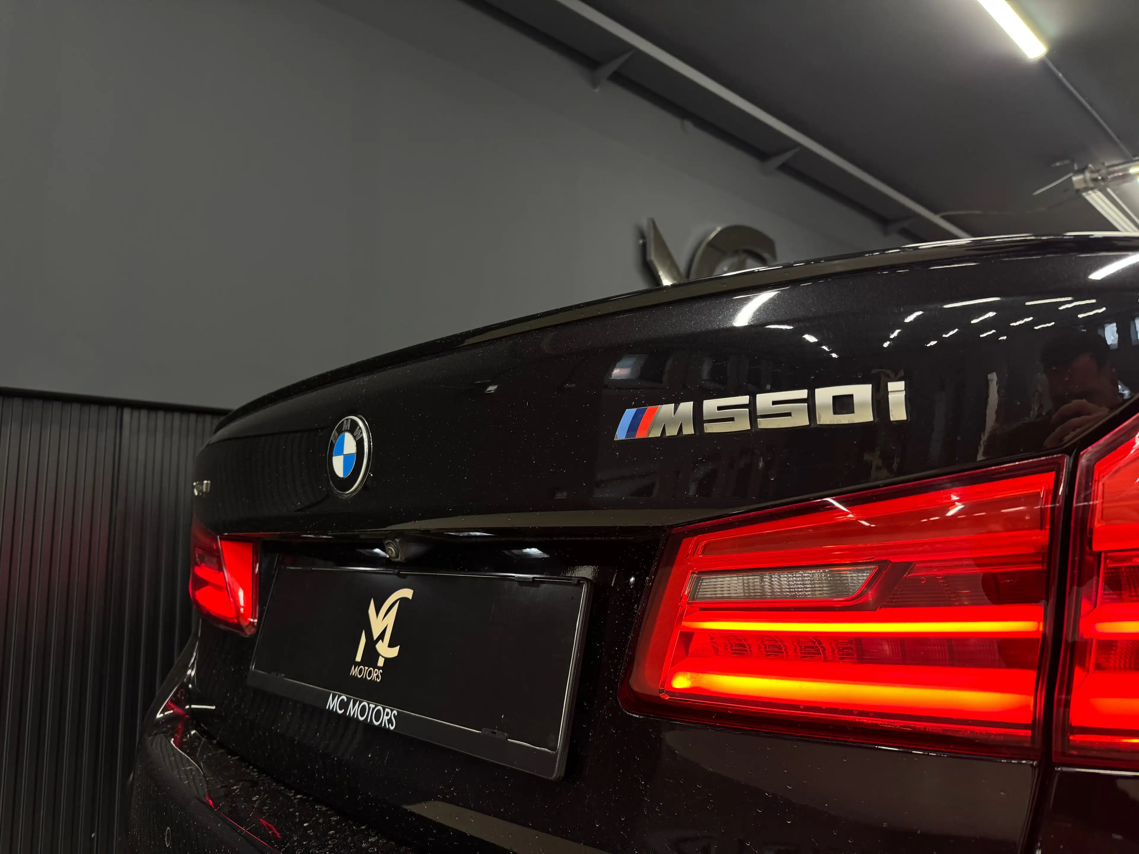 BMW M550 M550i xDRIVE`M-SPORT`LED`NAVI`SCHIEBE`LEDER`MEMORY — photo 14
