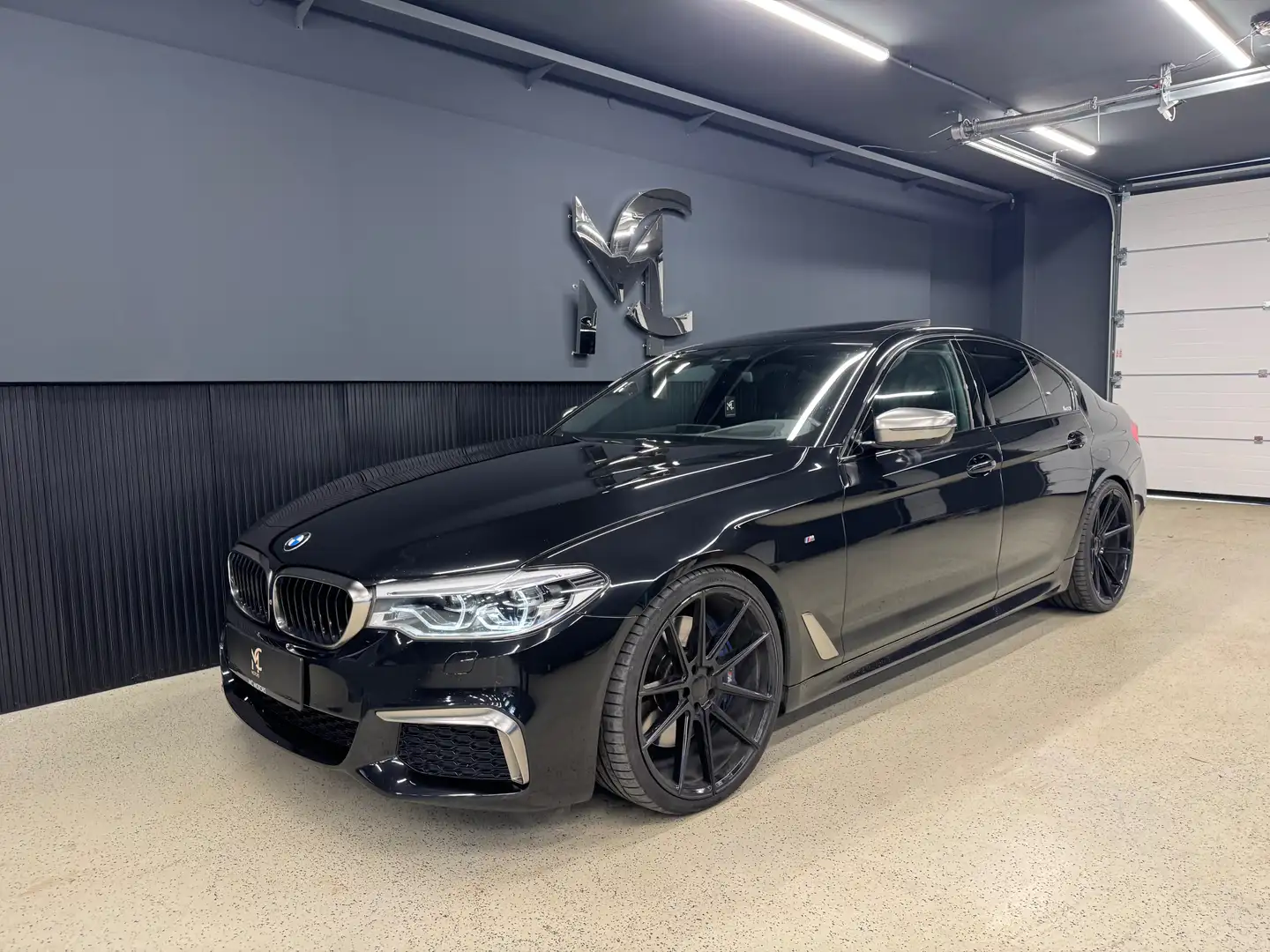 BMW M550 M550i xDRIVE`M-SPORT`LED`NAVI`SCHIEBE`LEDER`MEMORY Schwarz - 2