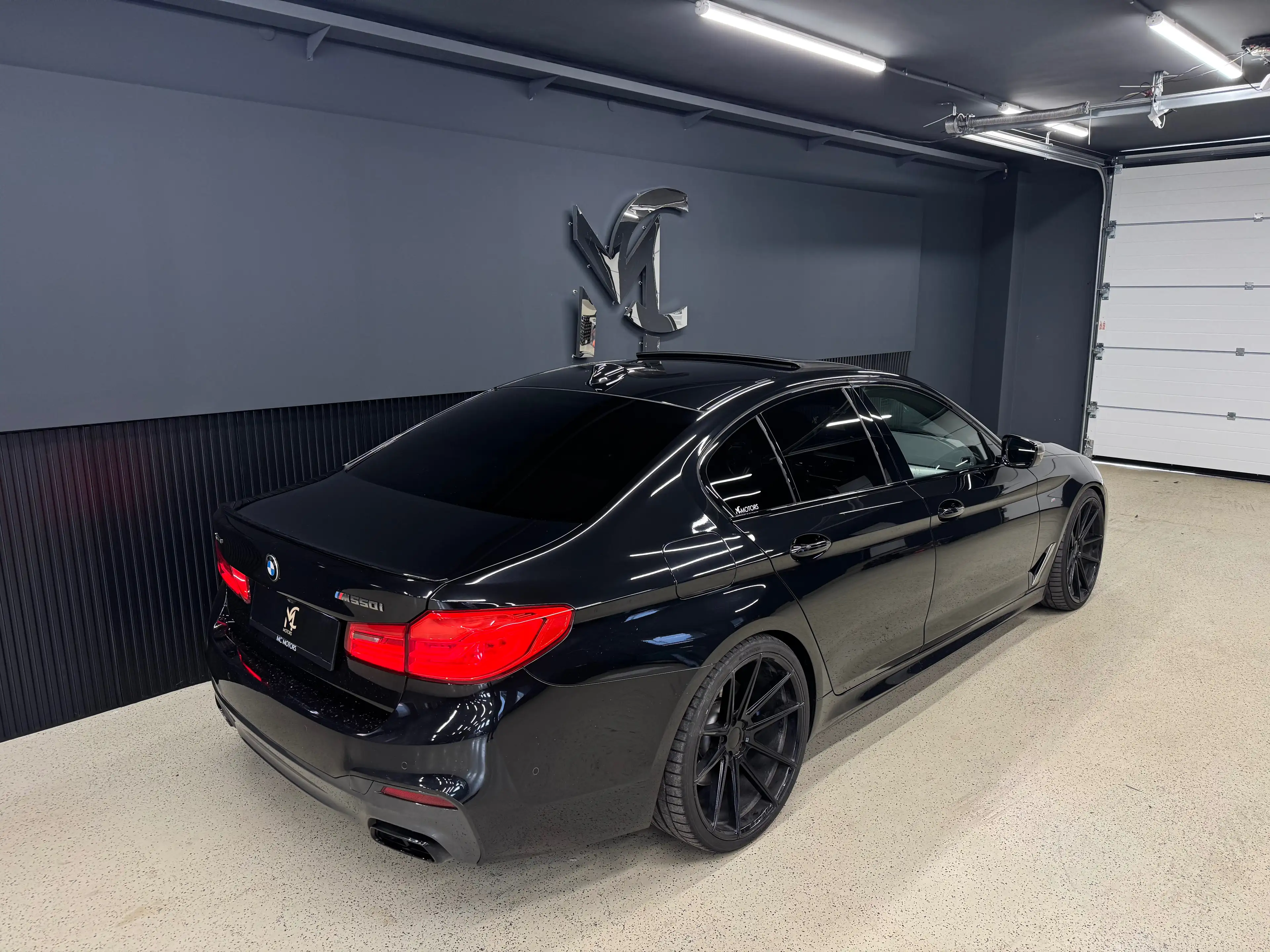 BMW M550 M550i xDRIVE`M-SPORT`LED`NAVI`SCHIEBE`LEDER`MEMORY — photo 12