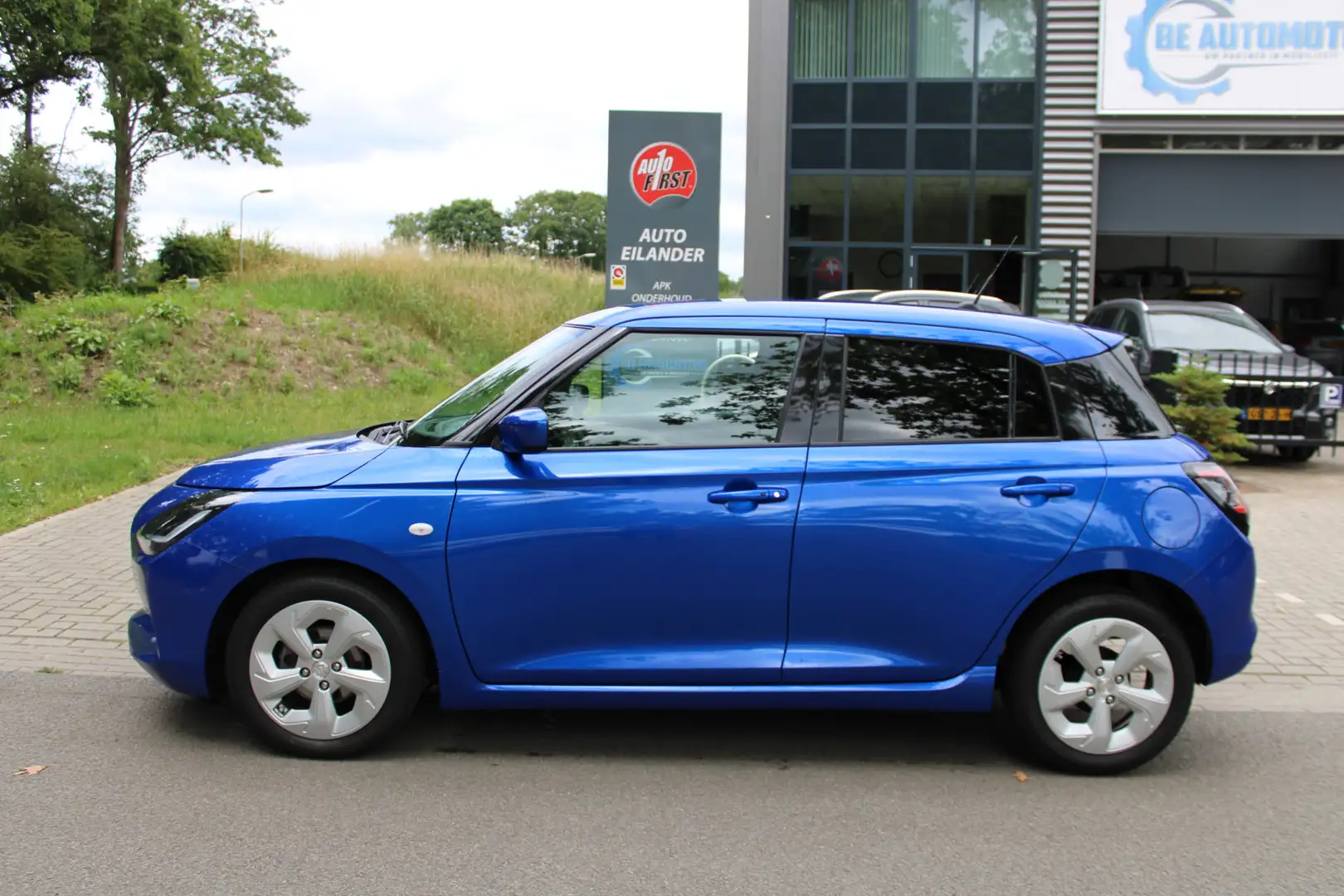Suzuki Swift 1.2 Select Smart Hybrid (Nieuwe type) Bleu - 2