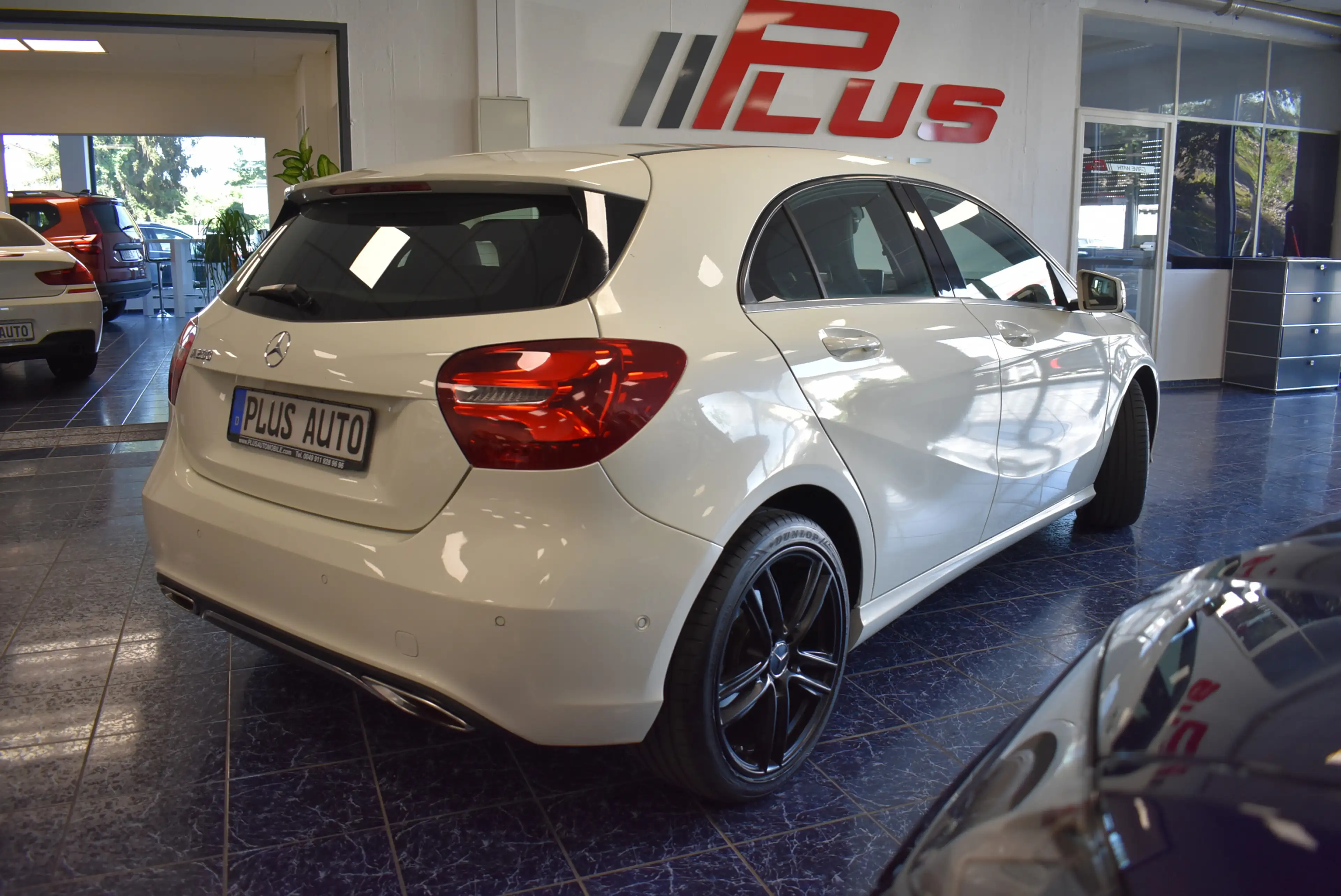 Mercedes-Benz A 200 Aut. BlueEfficiency Navi PDC Tempomat — photo 2