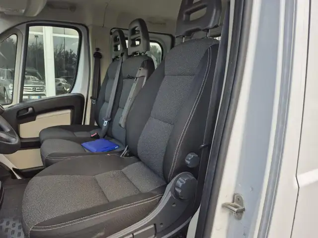 Fiat Ducato view 8