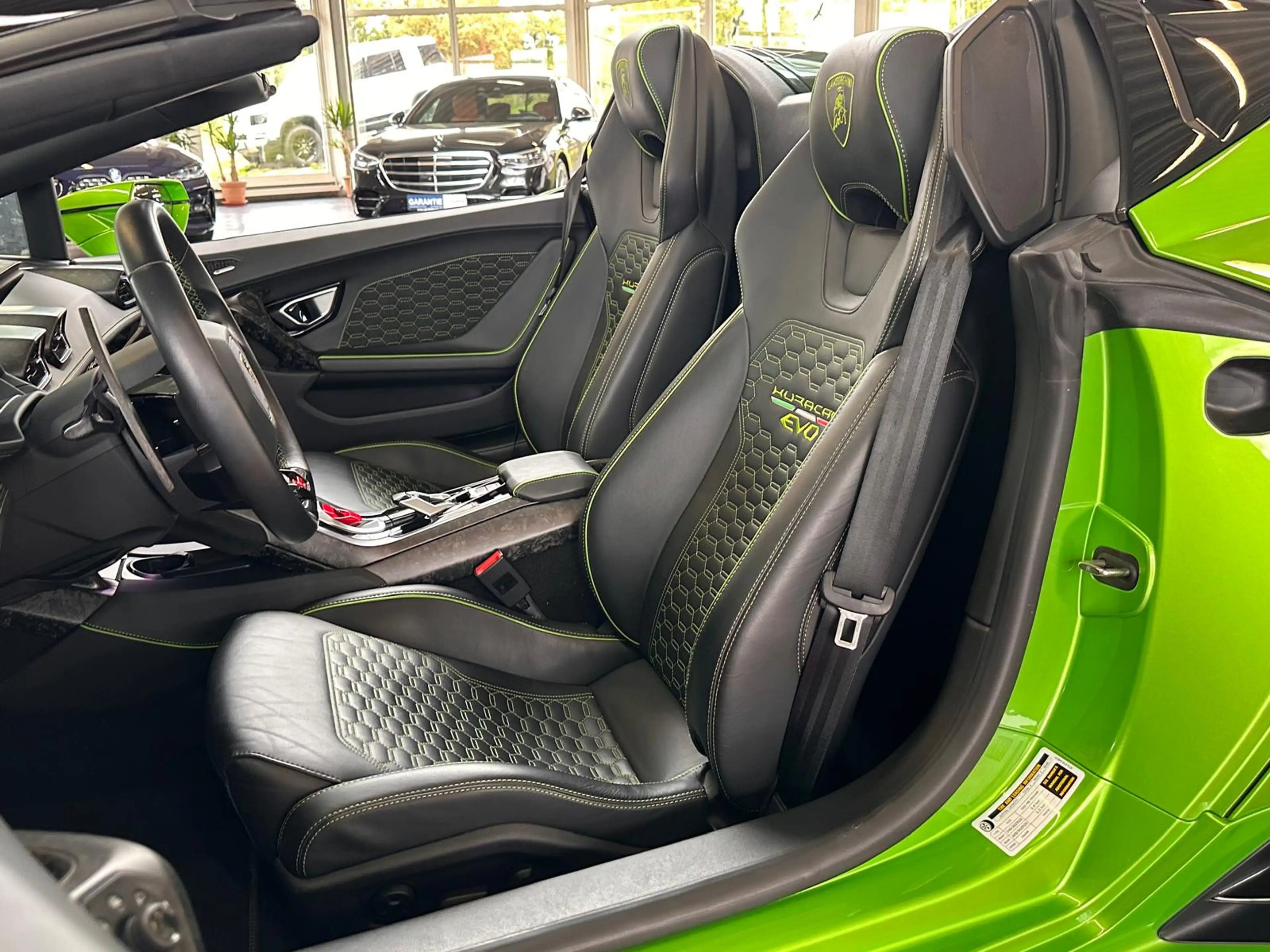 Lamborghini Huracán EVO Spyder Forged Carbon SAGA LIFT PPF — photo 9