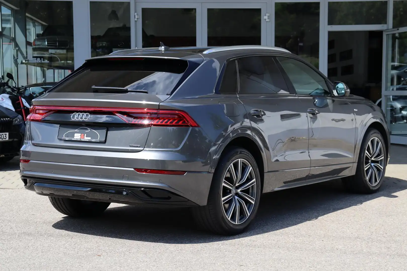 Audi Q8 50 TDI quattro SlineSport+/Techn/B&O/ACC/Luft Grau - 2