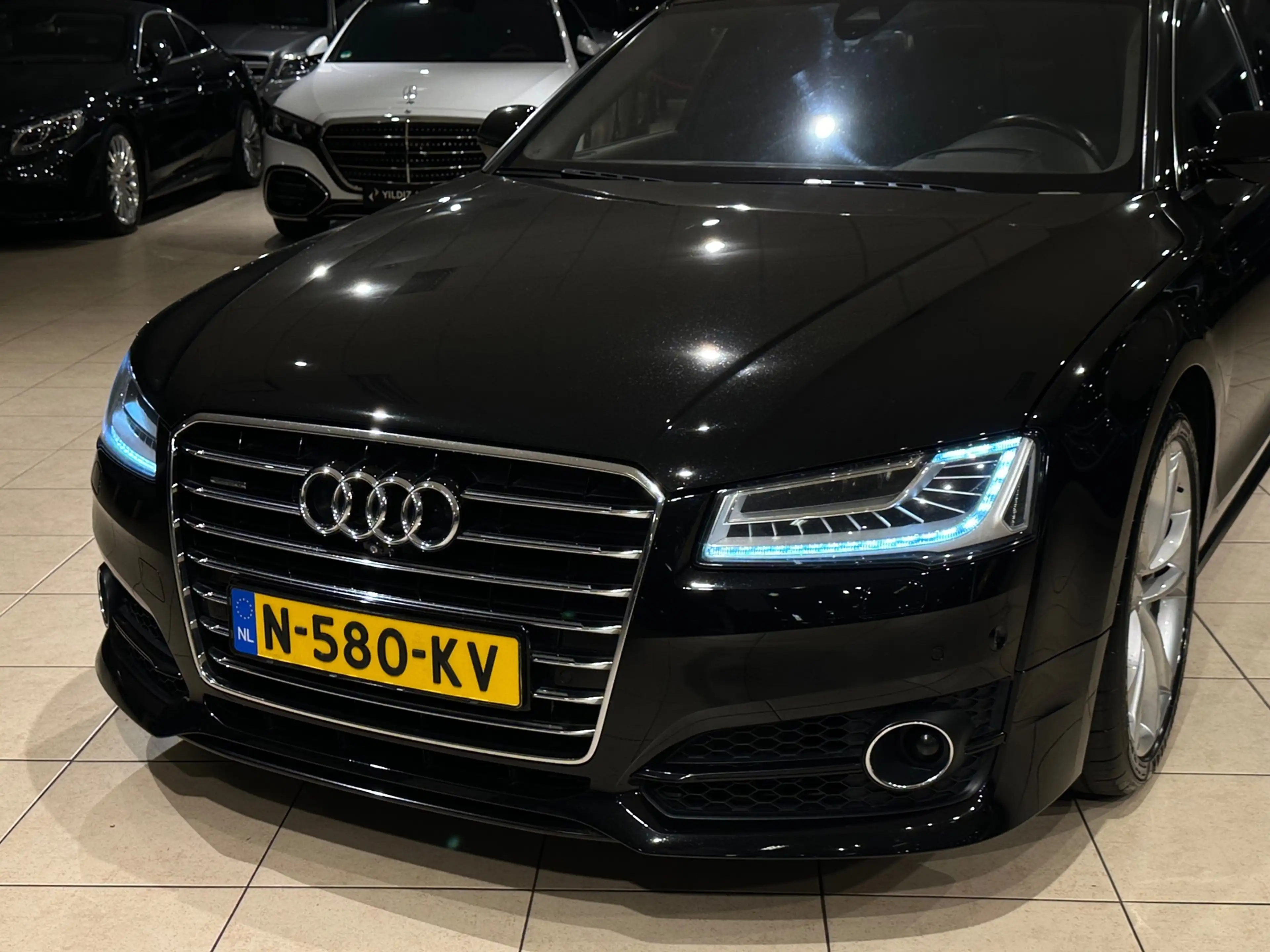 Audi A8 4.2 TDI Quattro Lang Pro Line+ Edition21 Audi Excl — photo 3