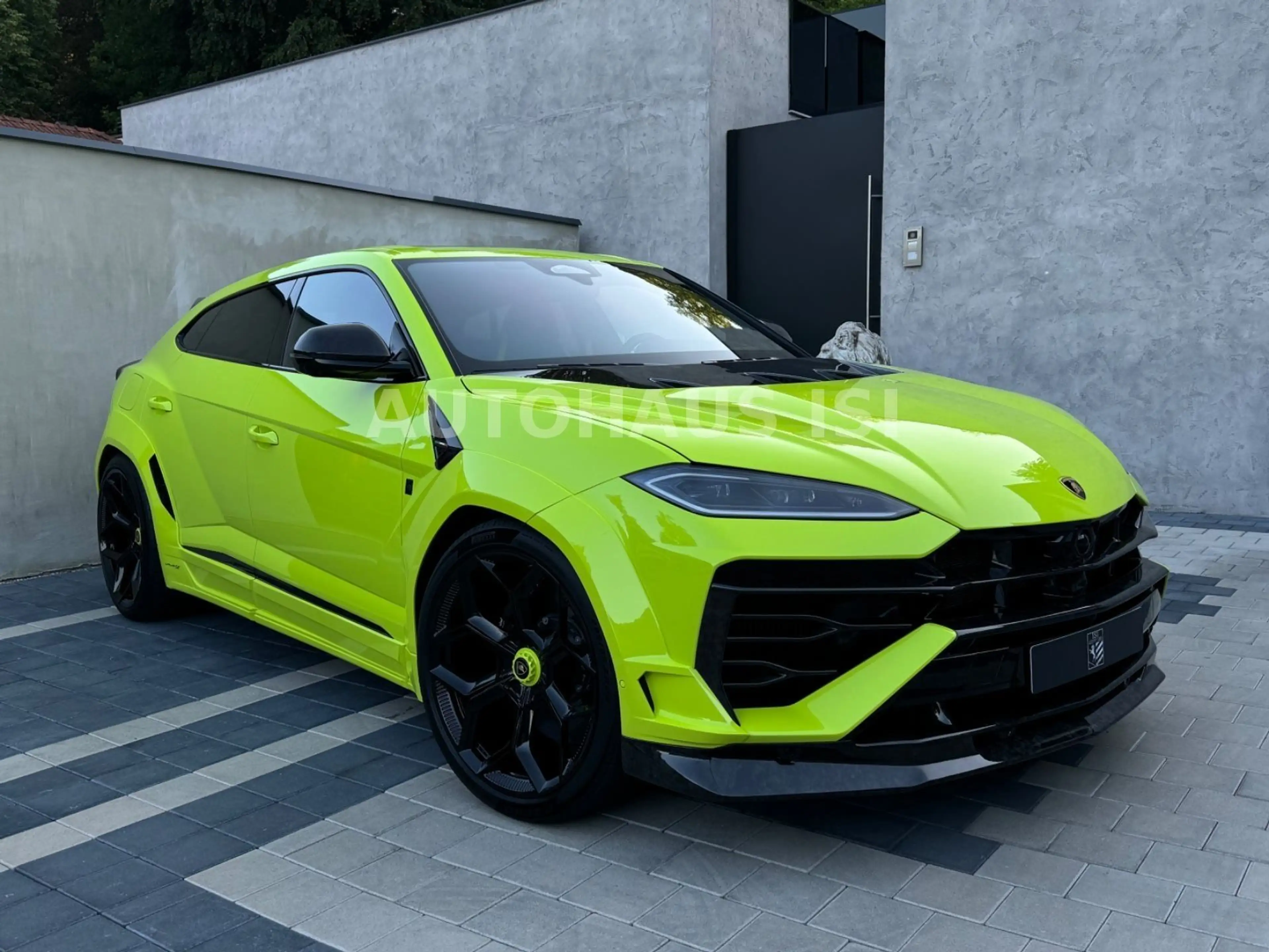 Lamborghini Urus SE NOVITEC ESTESO WIDEBODY, ONE of ONE — photo 7