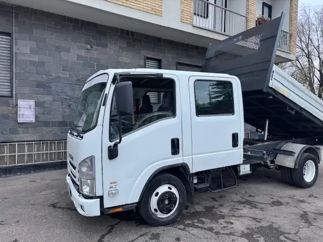 Isuzu NKR ribaltabile trilaterale doppia cabina 2018 6b