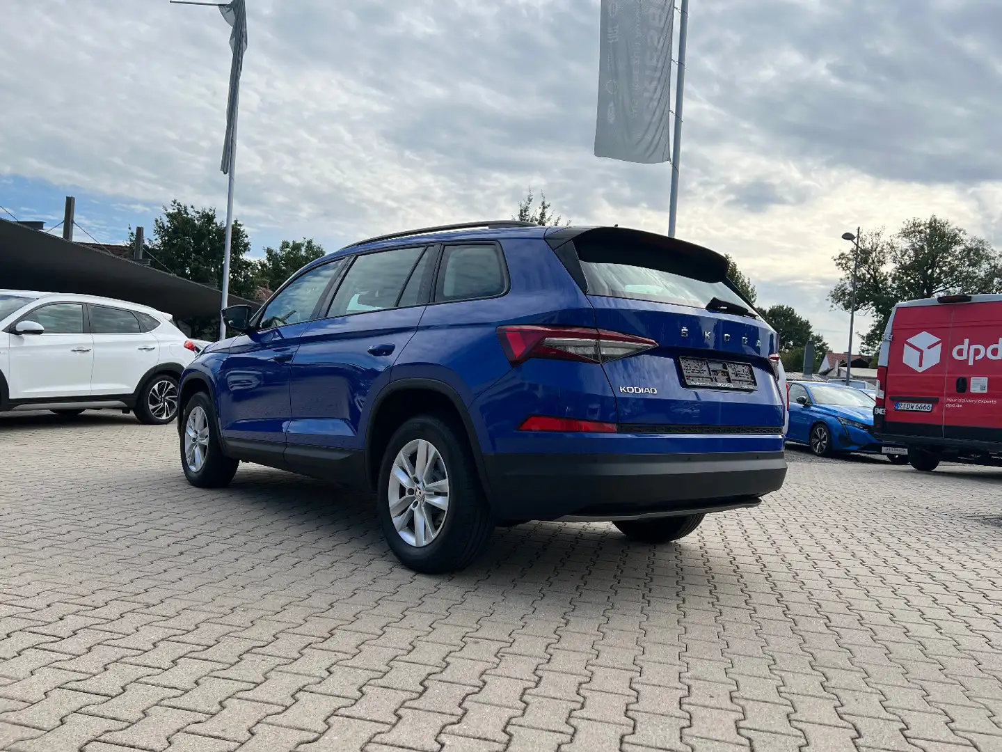Skoda Kodiaq 1.5 TSI ACT Active *LED Navi AHK Sitzh.* Azul - 2