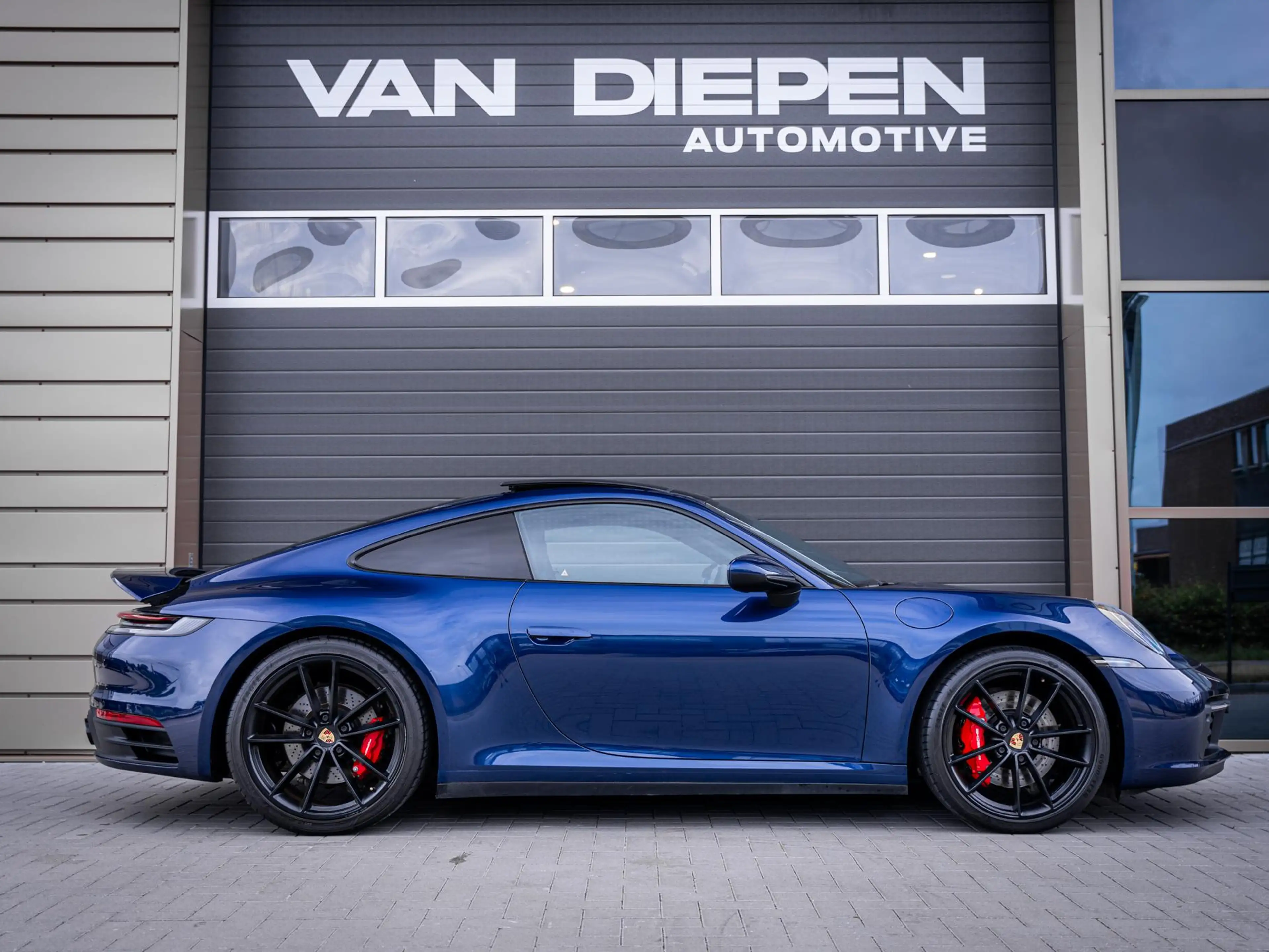Porsche 992 992 3.0 Carrera S - Sport Chrono l BTW l Panorama — photo 5