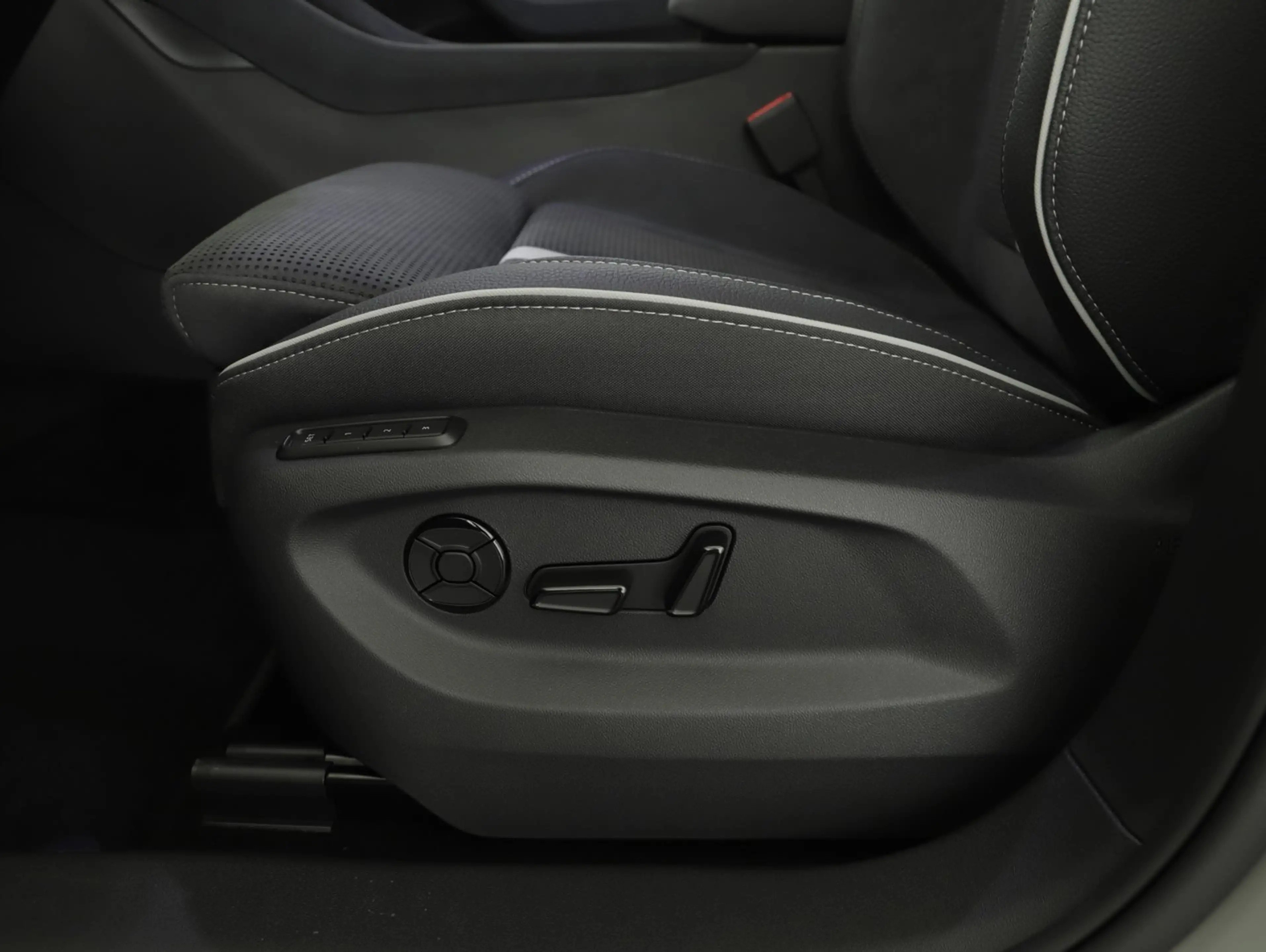 Skoda Kodiaq Sportline TDI DSG — photo 10