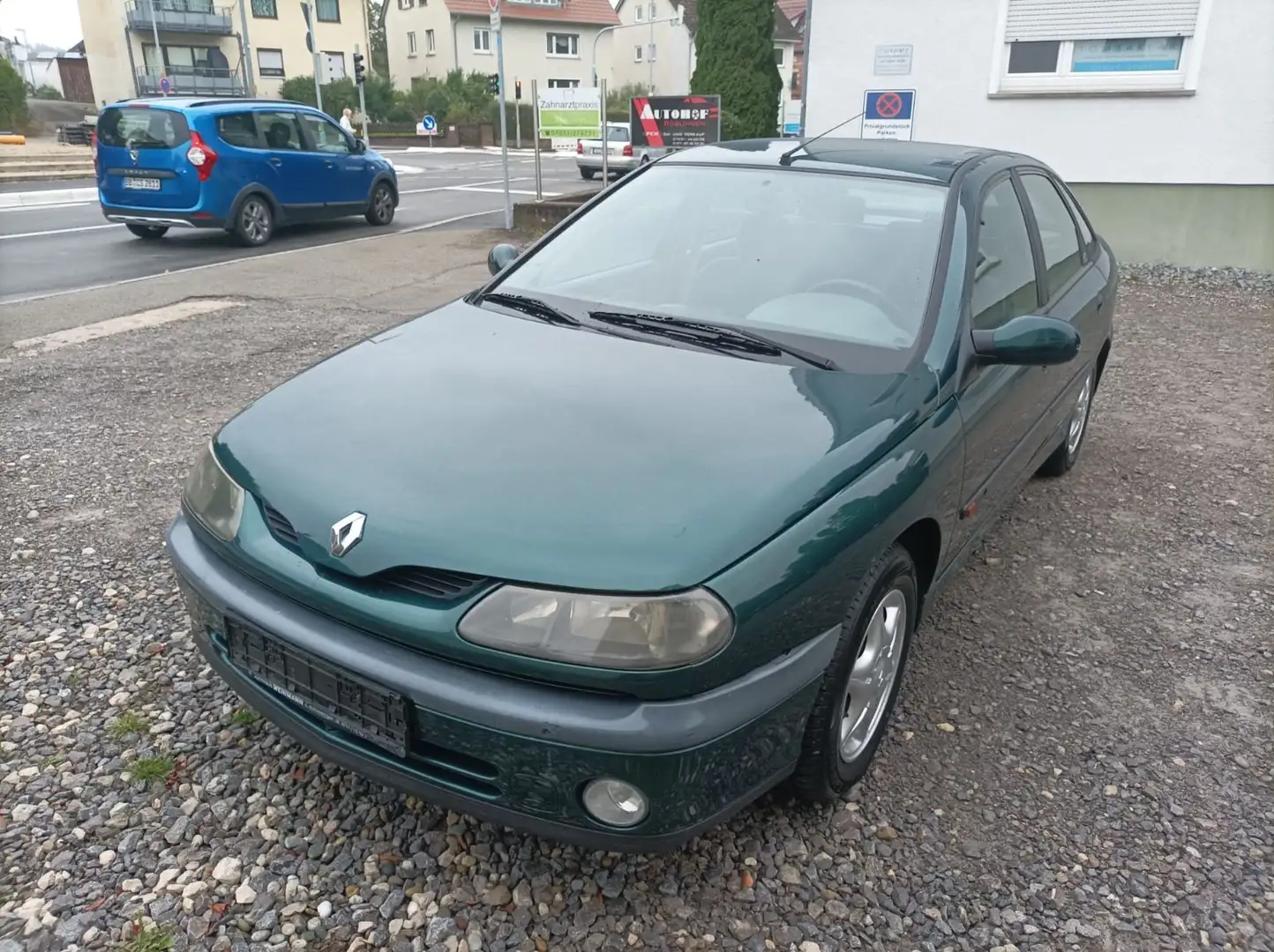 Renault Laguna Concorde 1.6 16V**EURO 4**KLIMA**SZH**TÜV Grün - 2
