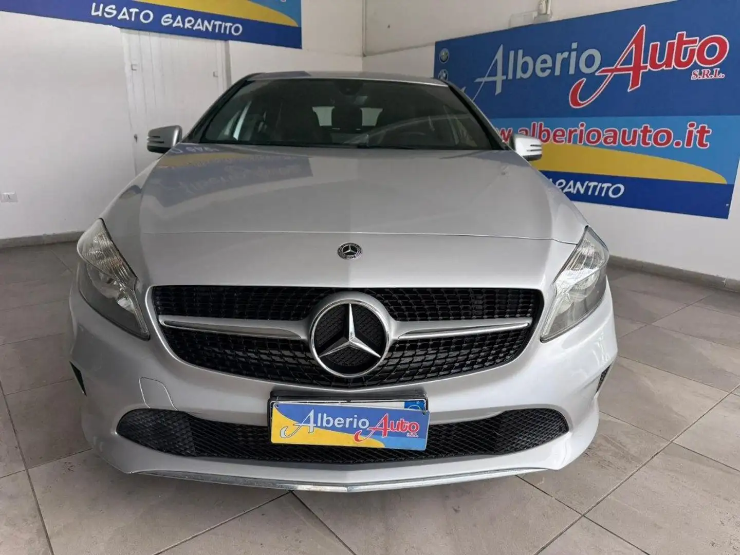 Mercedes-Benz A 160 d Automatic Business Grigio - 2