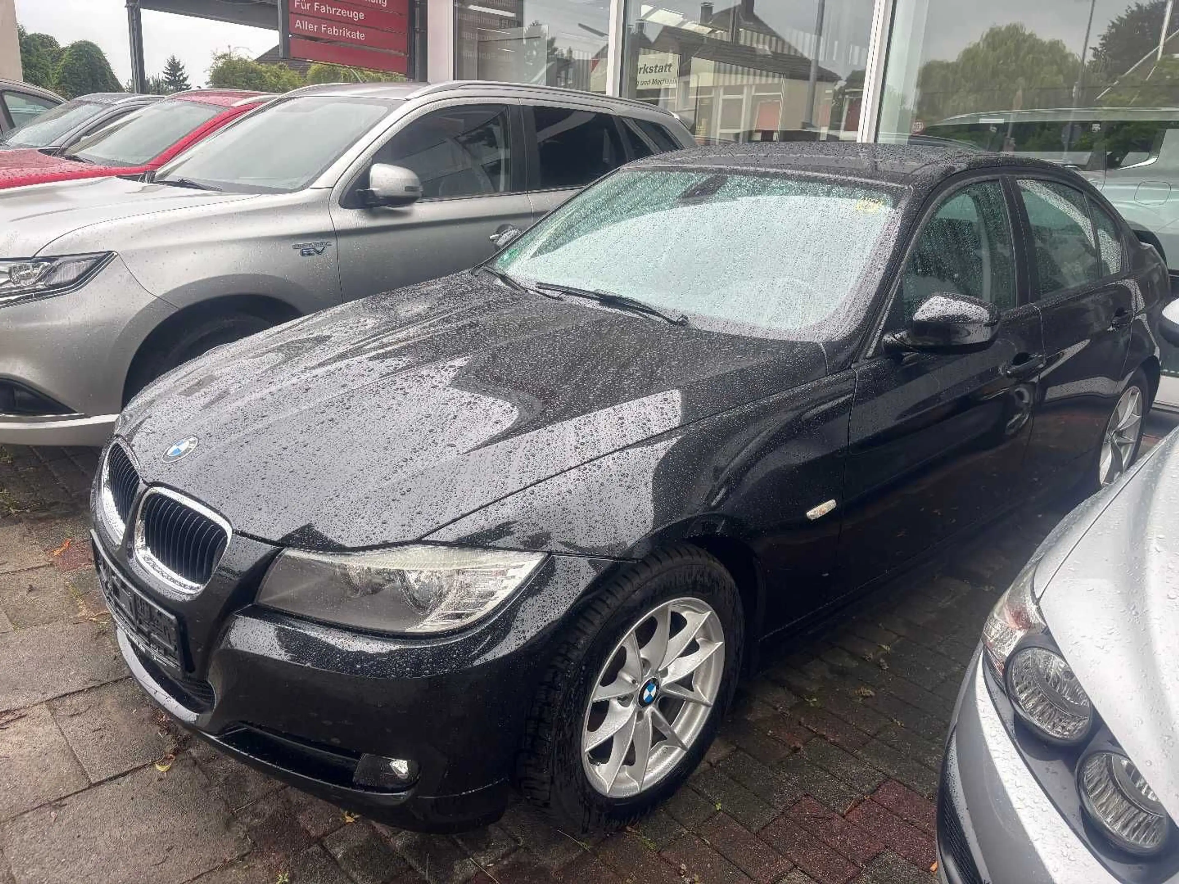 BMW 318 I — photo 10